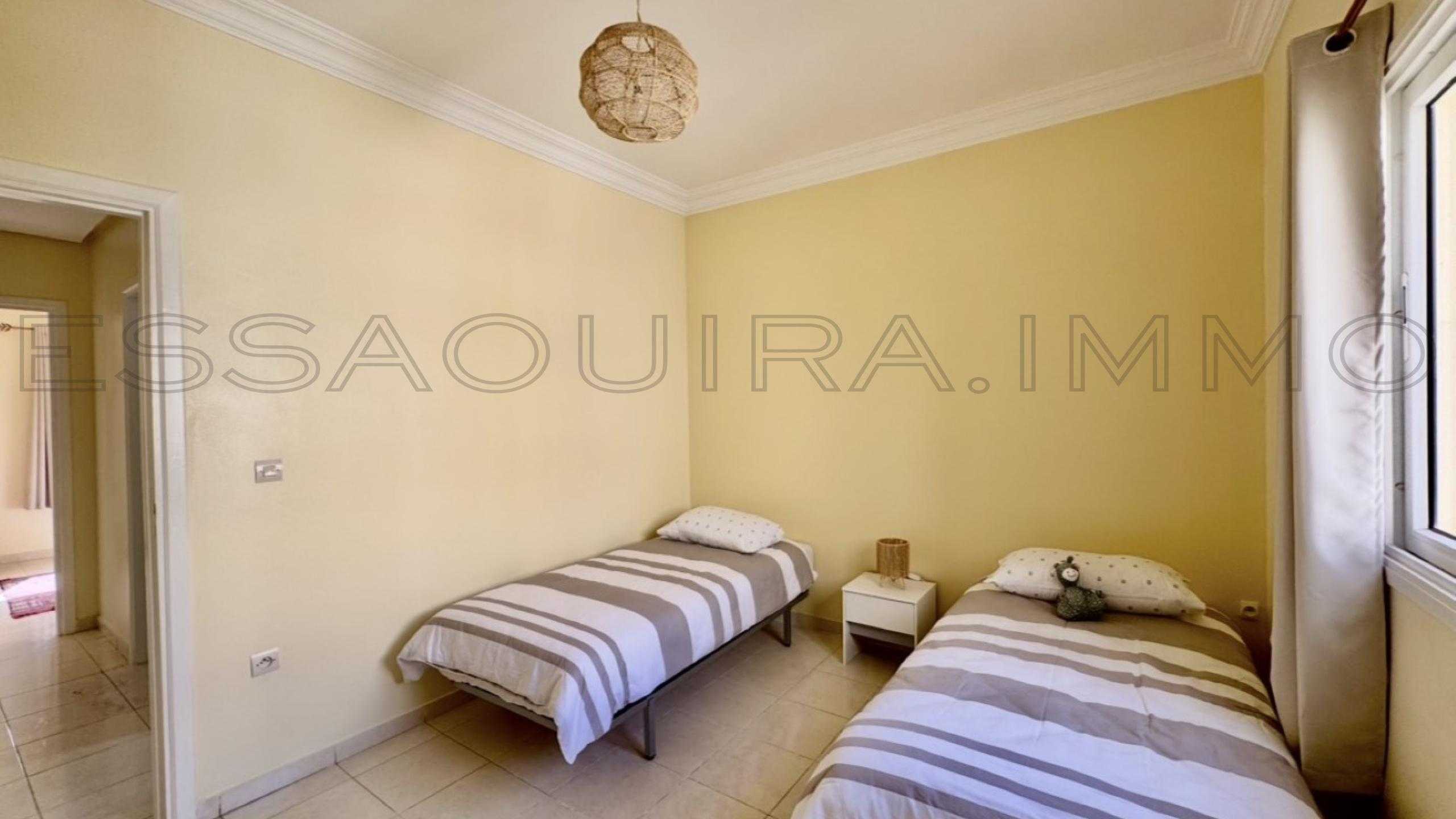 appartement avec 2 chambres et 1 salle de bain