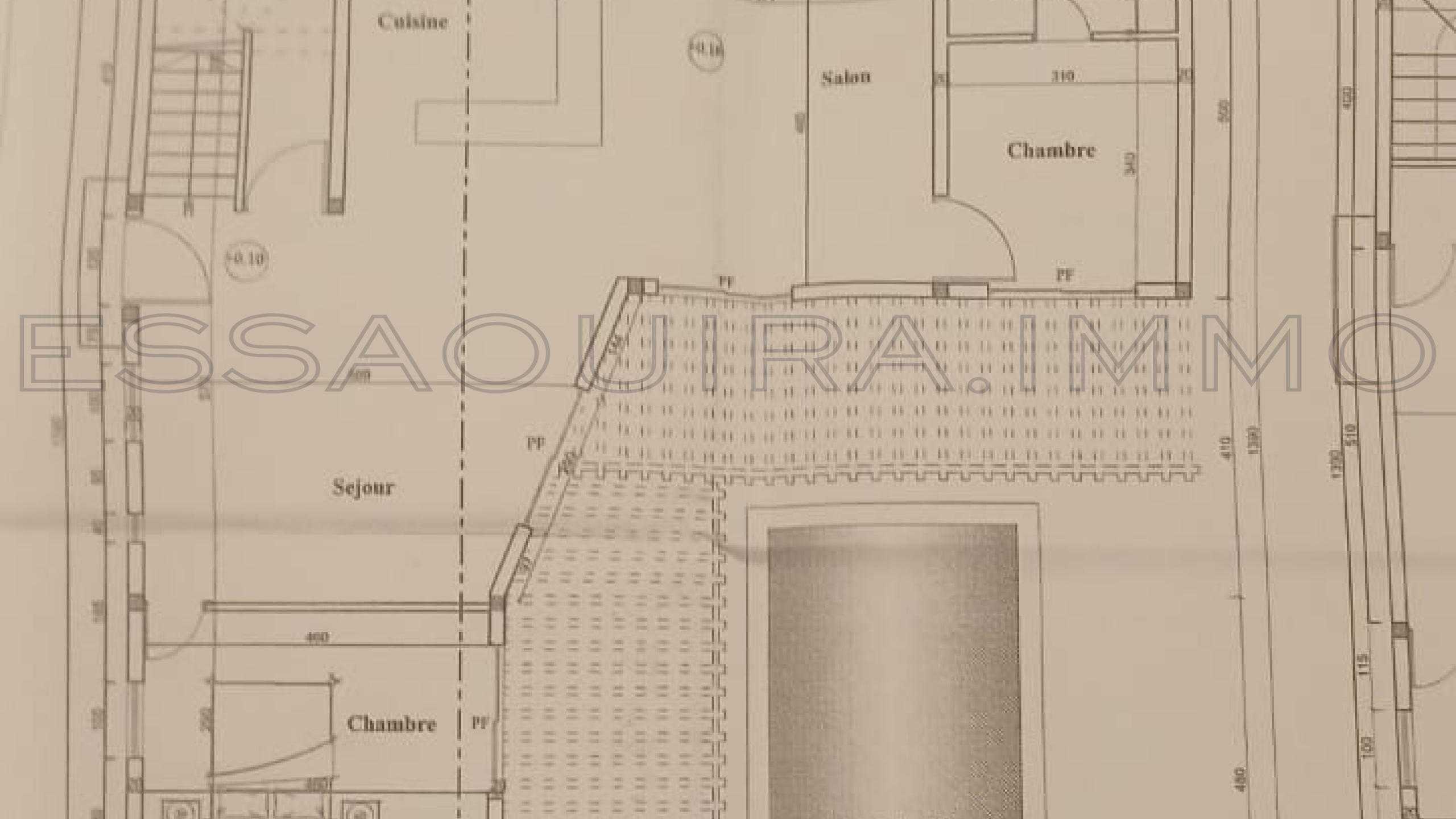 terrain à 90 000€