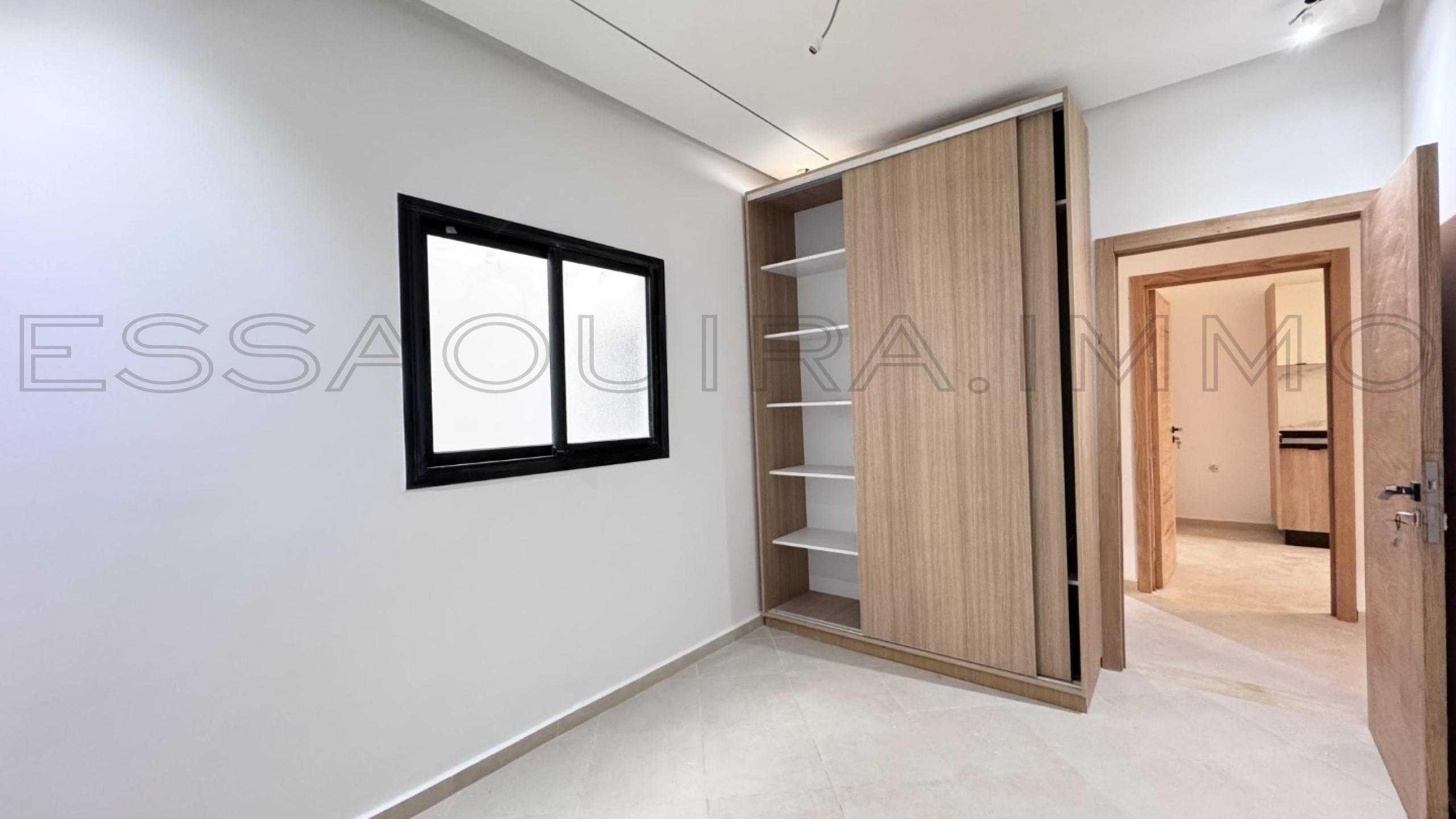 appartement avec 2 chambres et 1 salle de bain