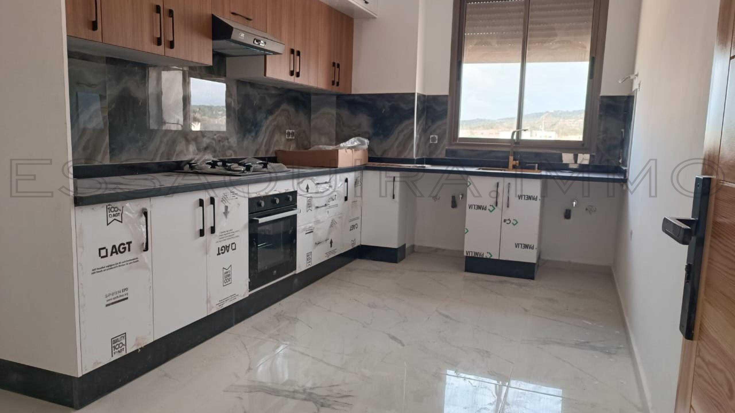 appartement avec 2 chambres et 2 salles de bain