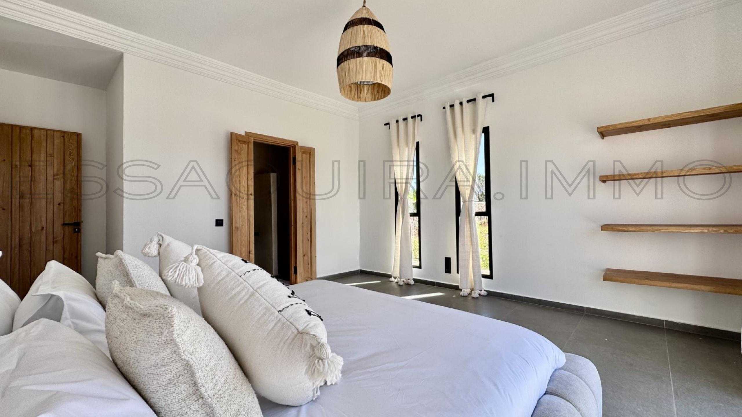 villa de 170 m&sup2; sur un terrain de 1,600 m&sup2;