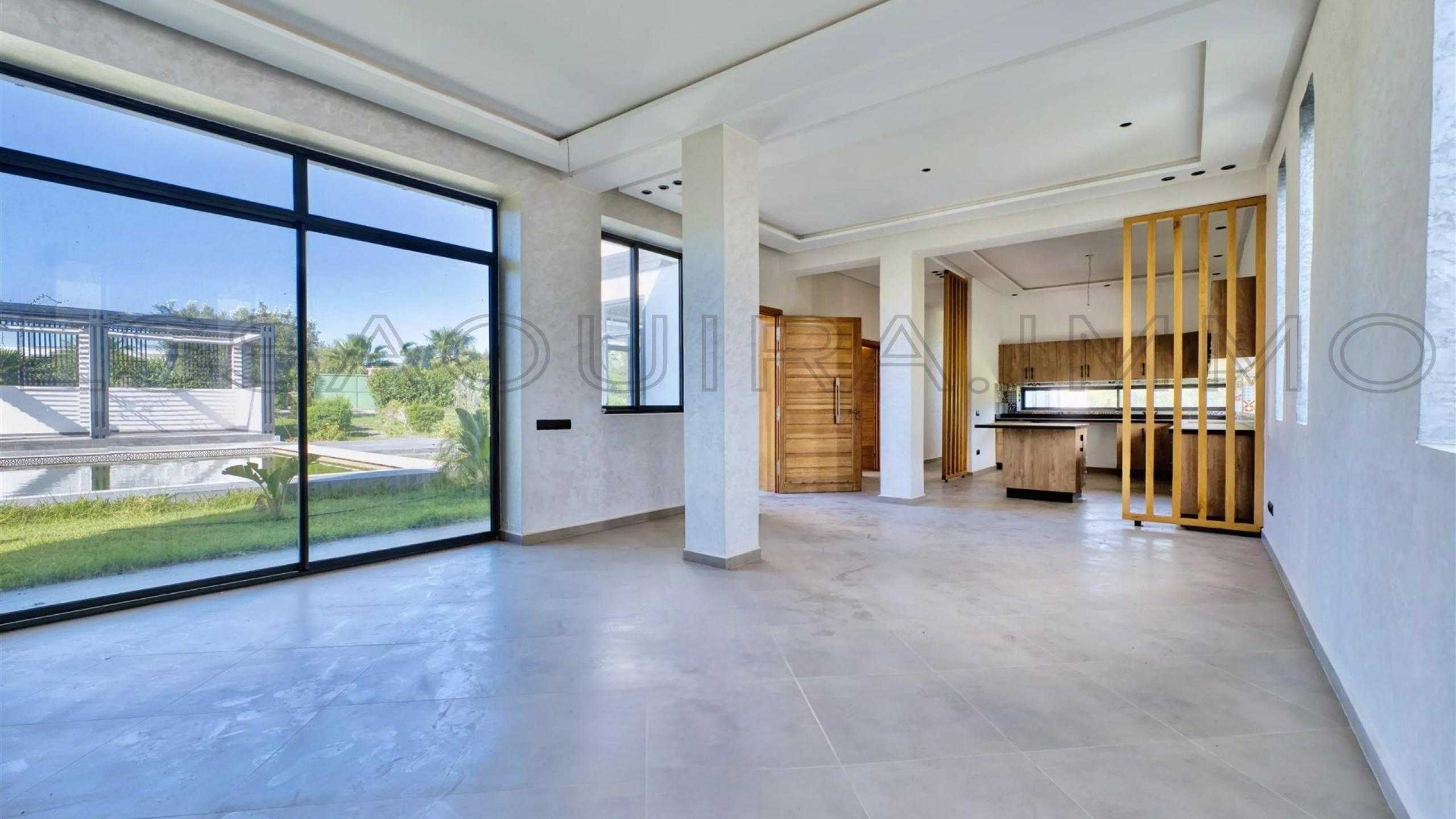 villa de 170 m&sup2; sur un terrain de 3,500 m&sup2;