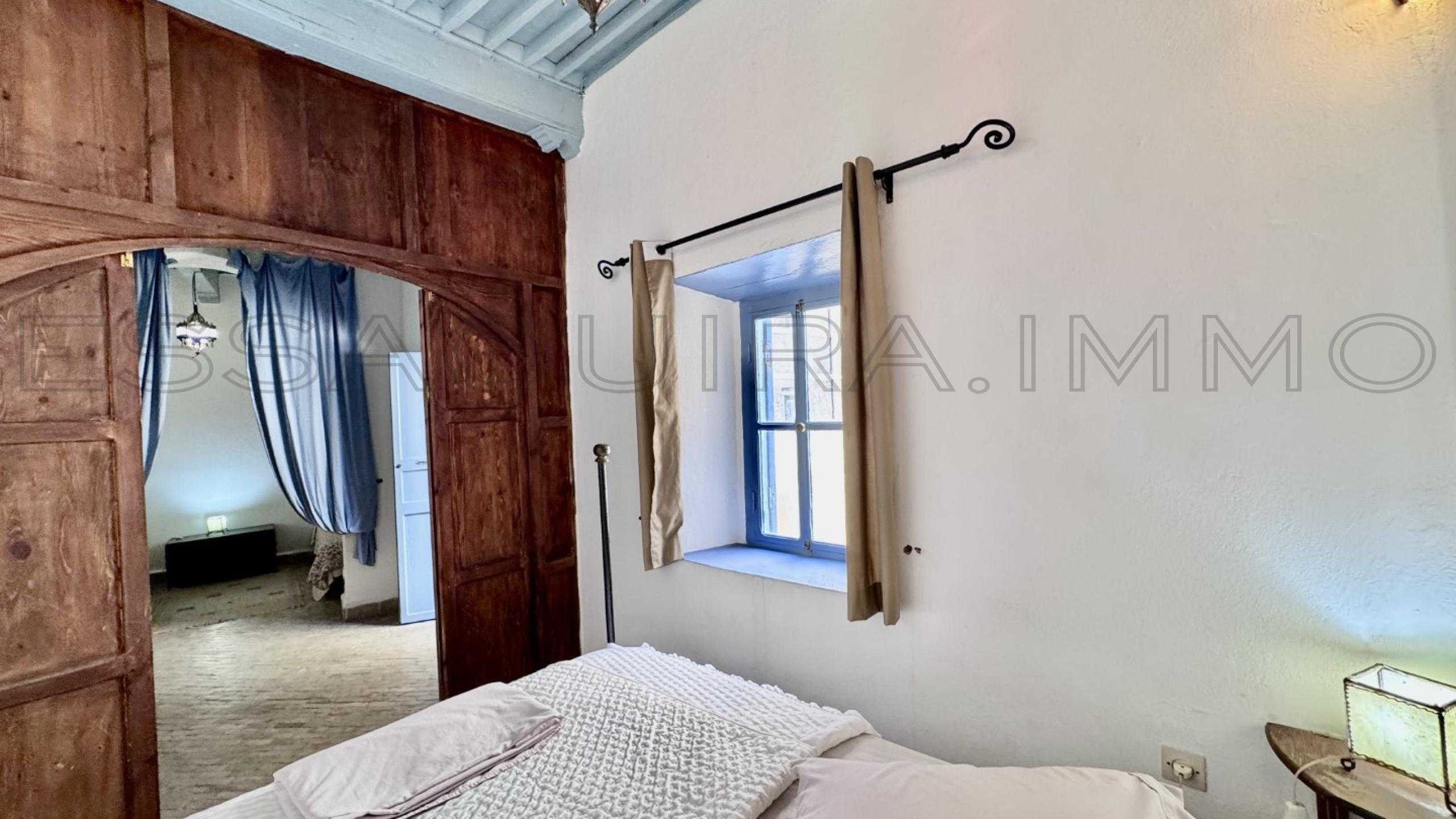 appartement avec 2 chambres et 1 salle de bain