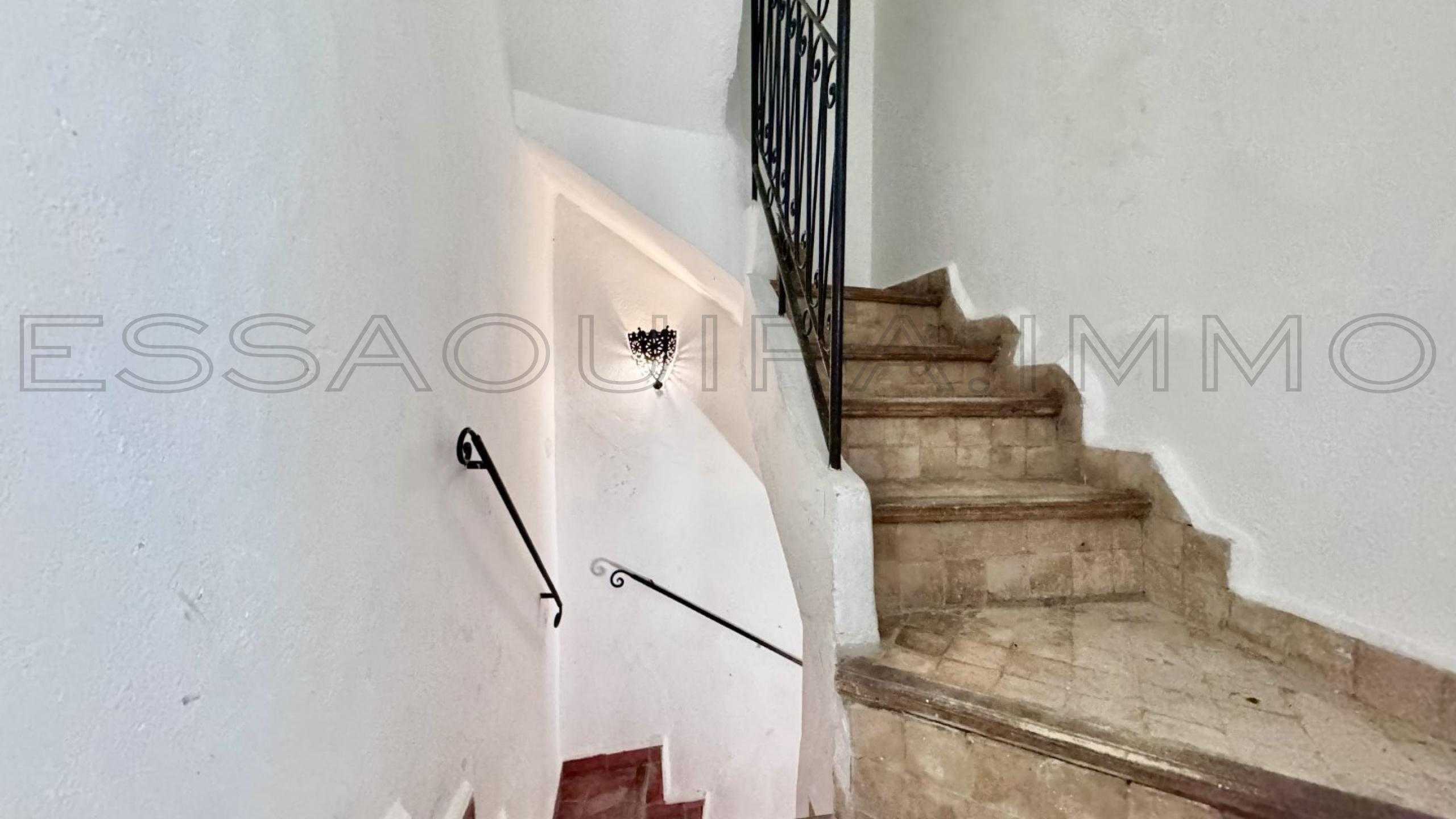 appartement avec 2 chambres et 1 salle de bain