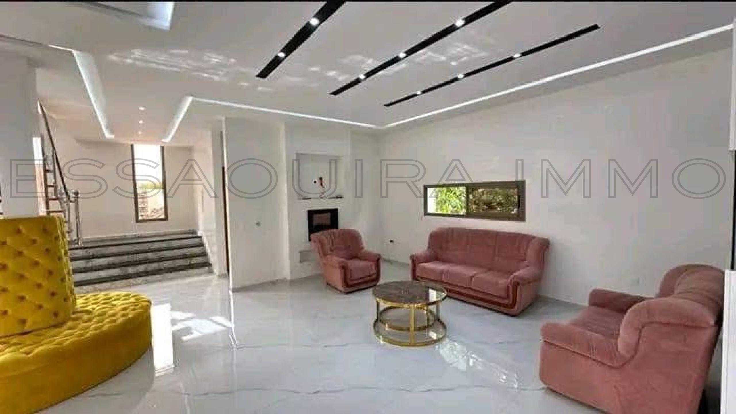 villa de 260 m&sup2; sur un terrain de 1,860 m&sup2;