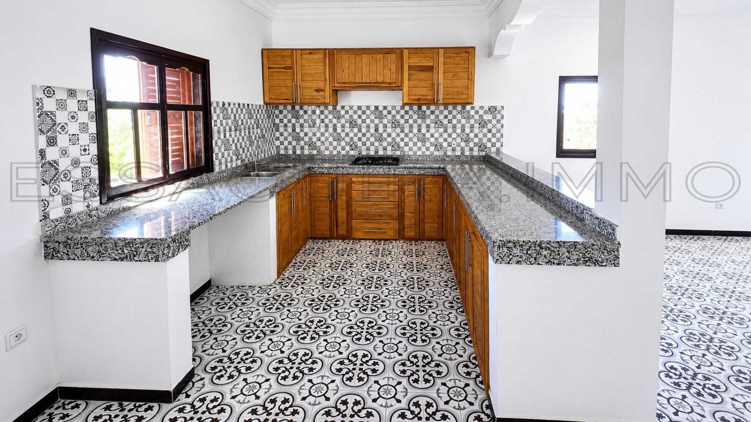 maison avec terrasse