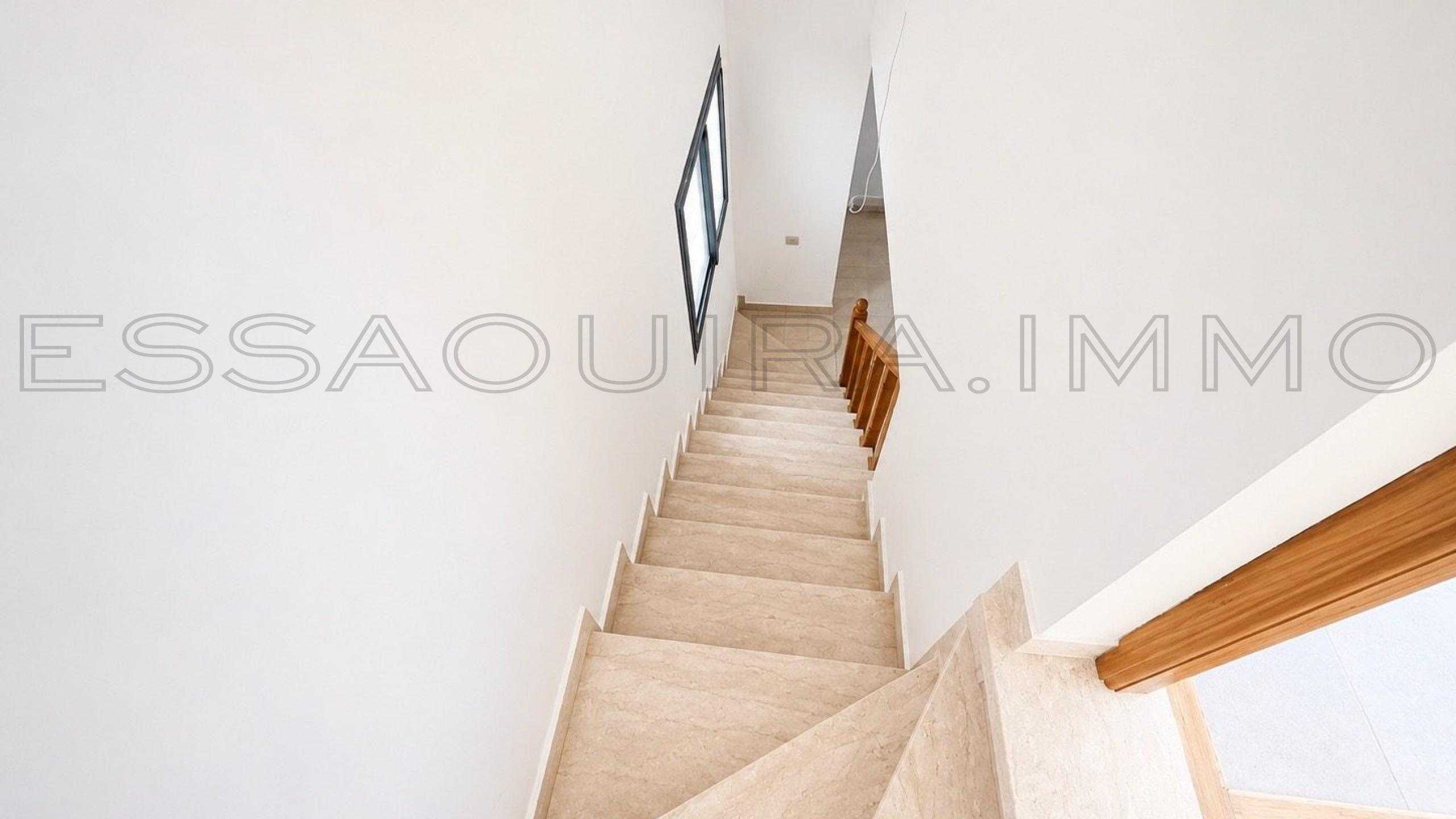 appartement avec 2 chambres et 1 salle de bain
