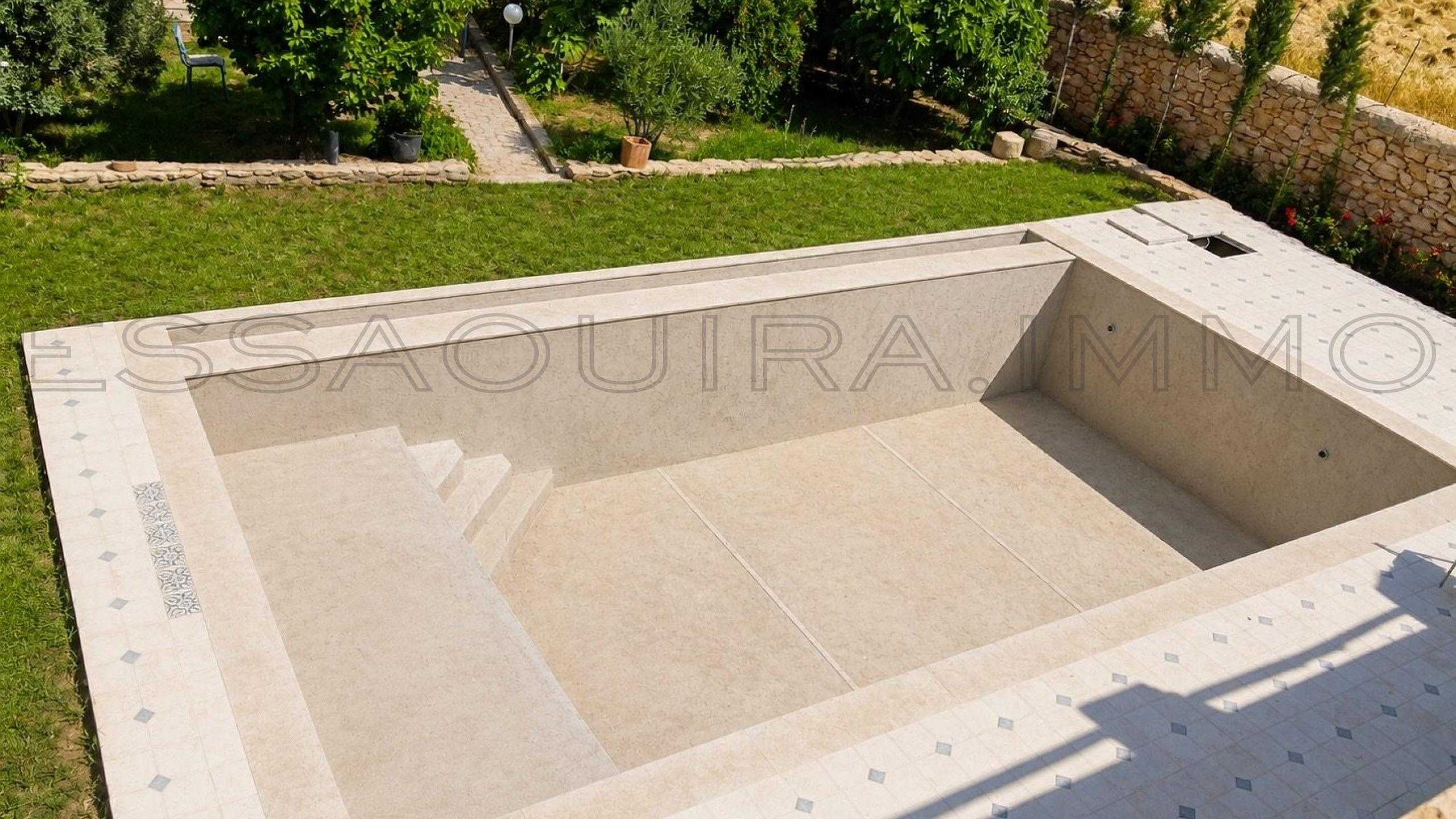 villa avec terrasse