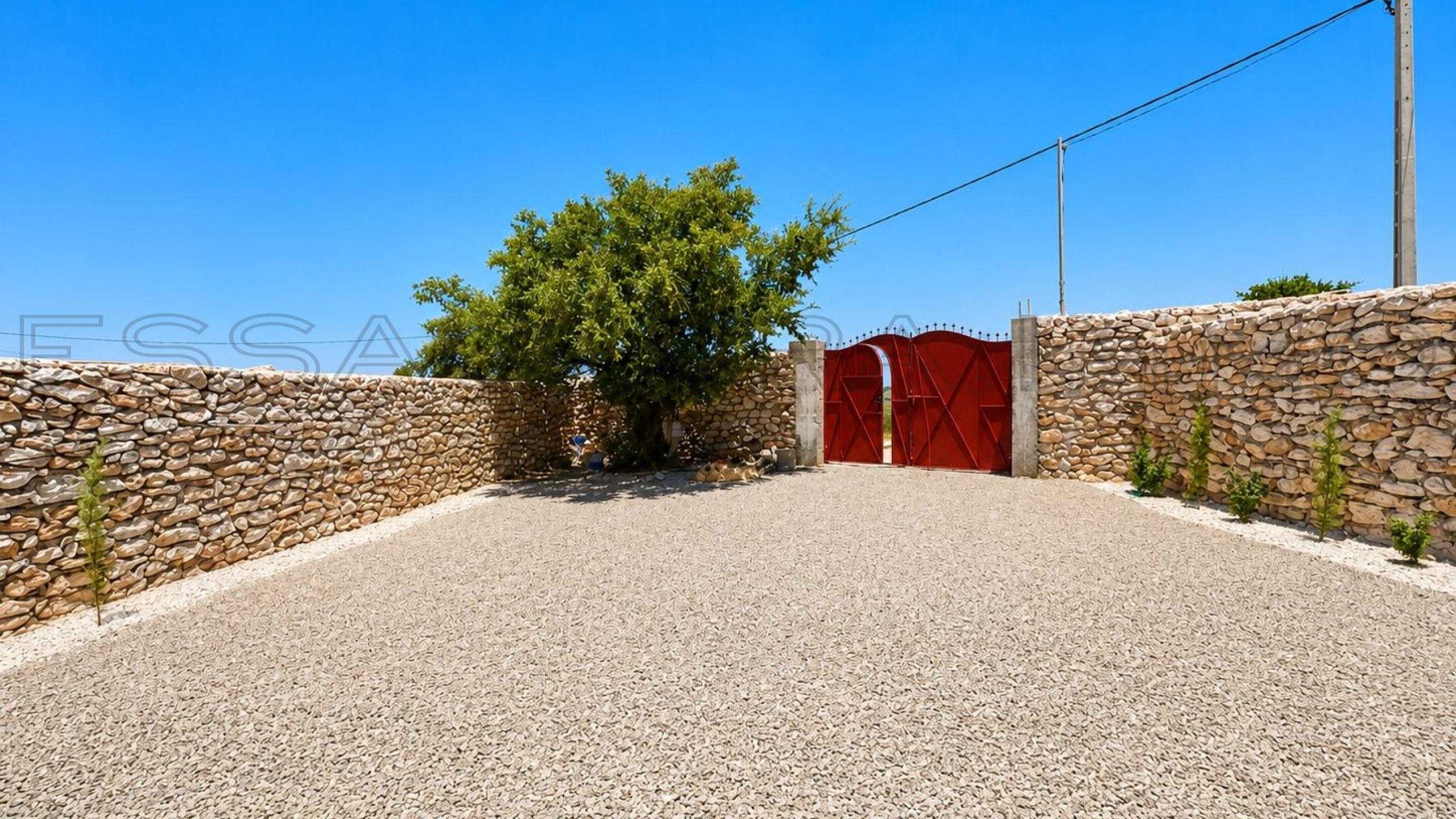 villa avec 3 chambres et 2 salles de bain