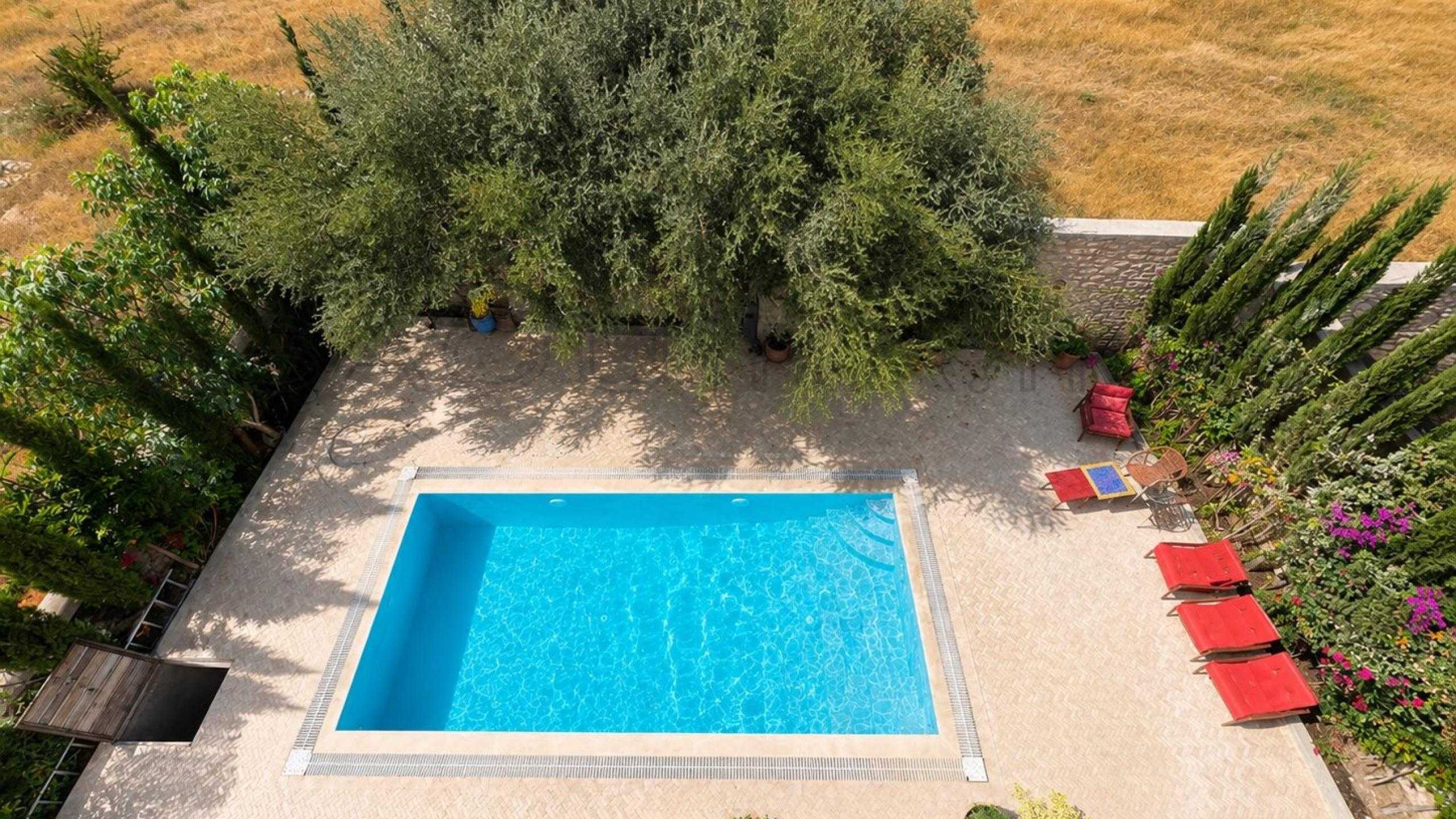 villa avec jardin
