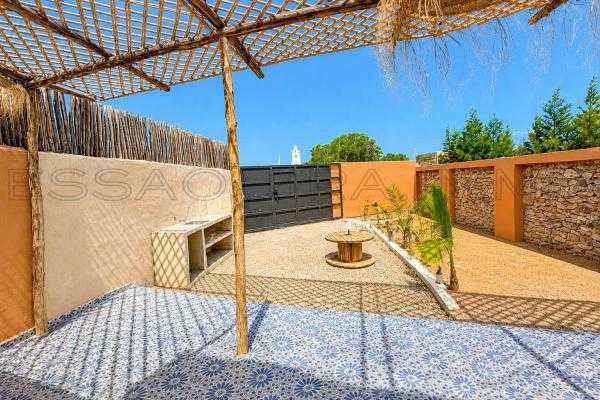 Charmante Maison Lumineuse avec Jardin Privatif à Ghazoua