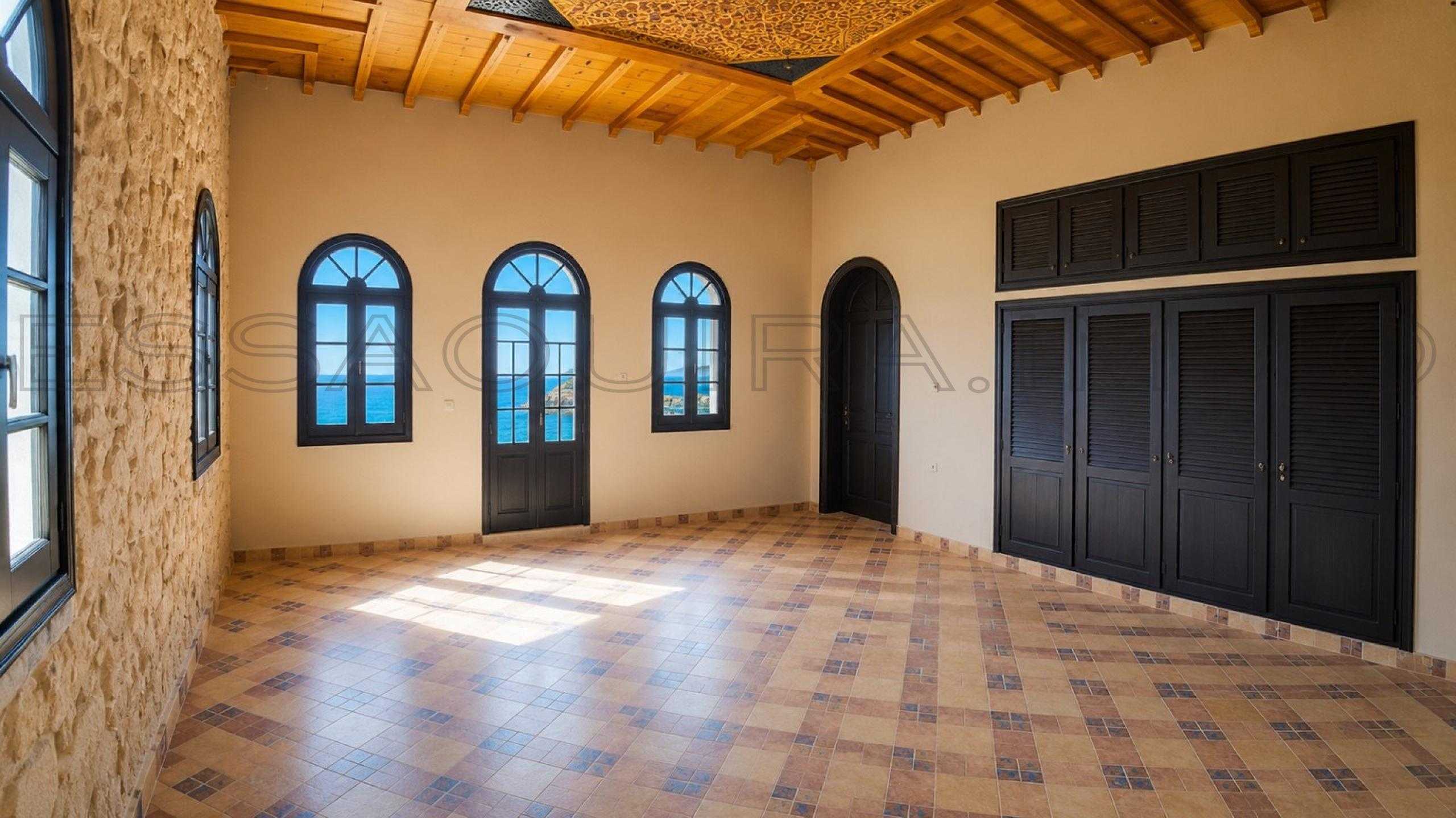 villa de 380 m&sup2; sur un terrain de 2,700 m&sup2;
