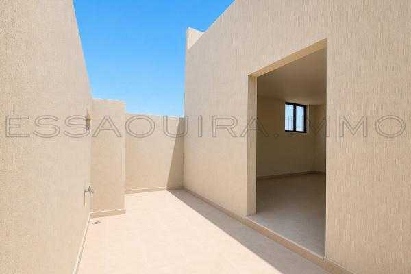 Appartement neuf avec double terrasse privative – vue dégagée 