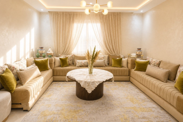 Appartement Meublé avec Balcon dans Résidence Sécurisée