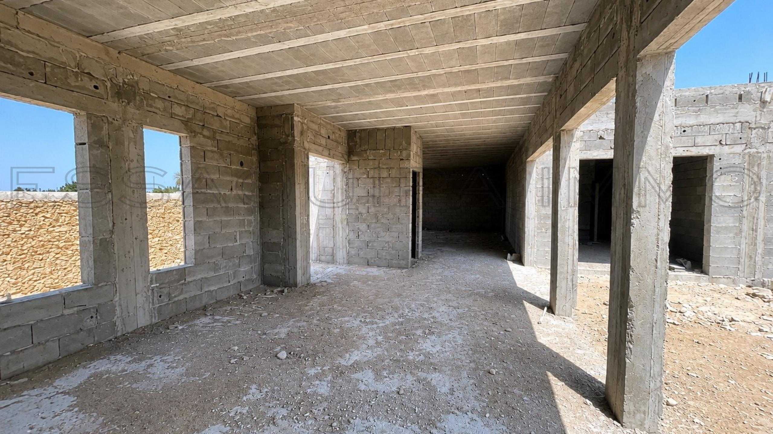 villa de 206 m&sup2; sur un terrain de 868 m&sup2;