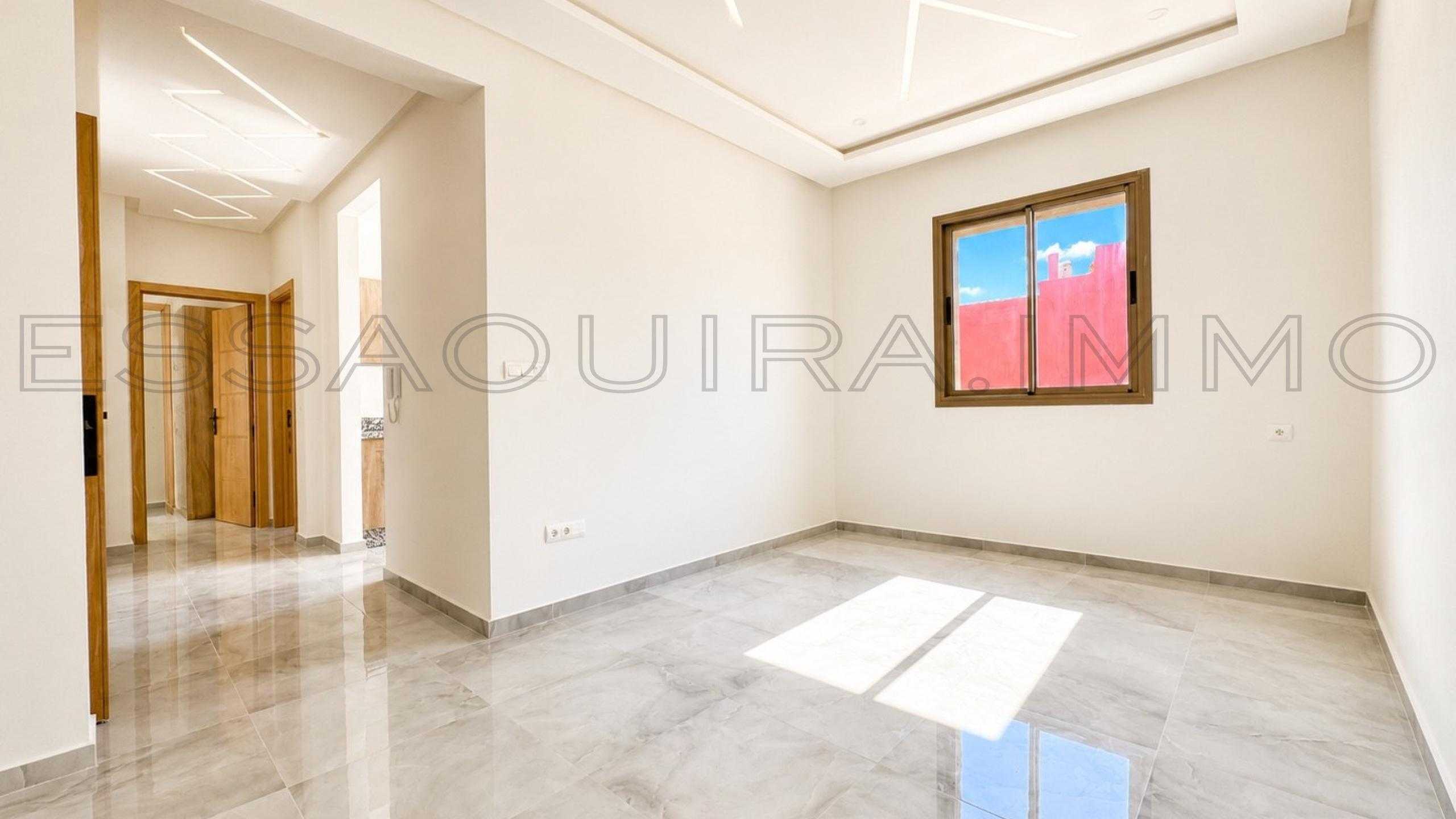 appartement avec 2 chambres et 1 salle de bain