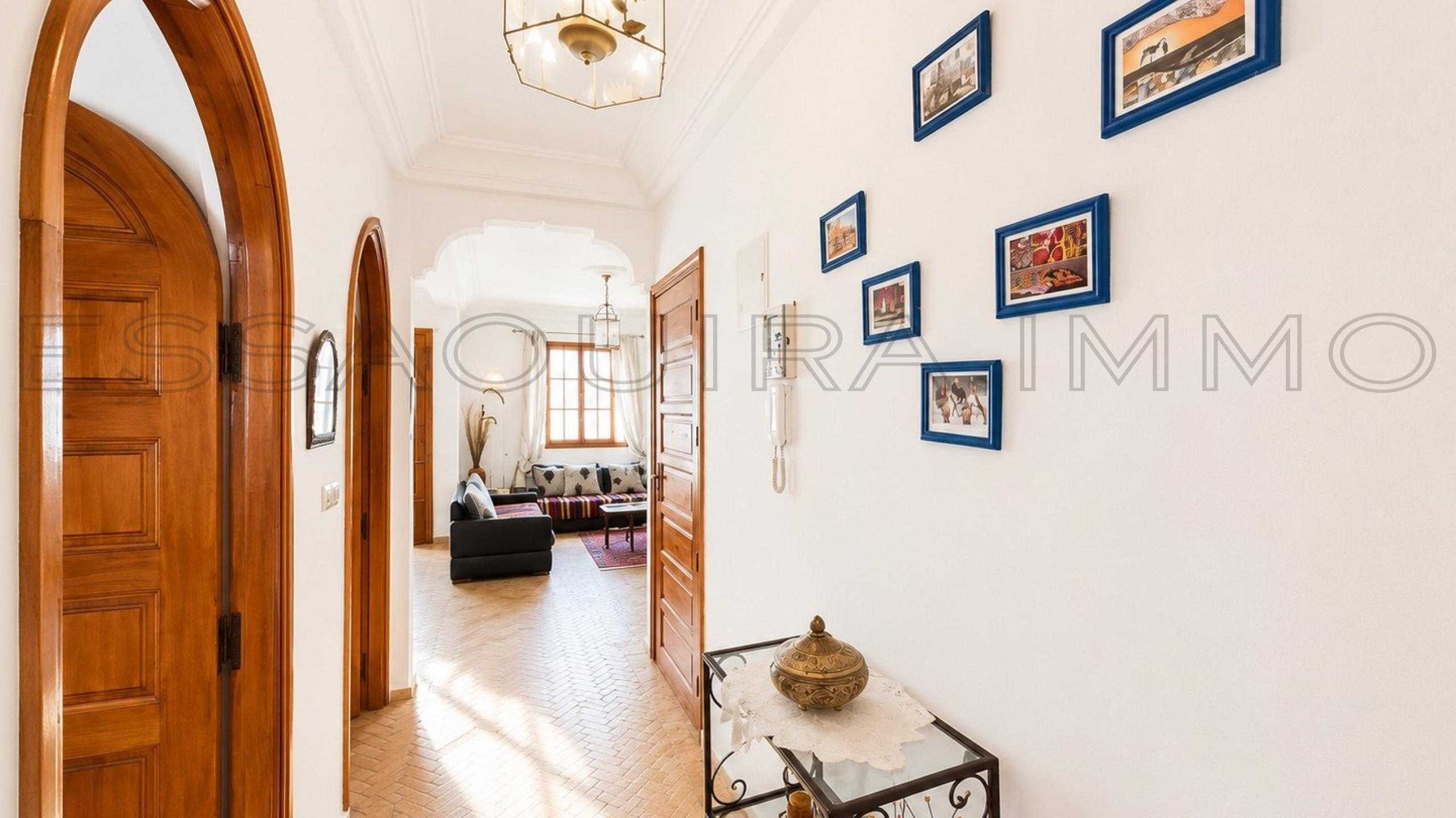 appartement avec réfrigérateur