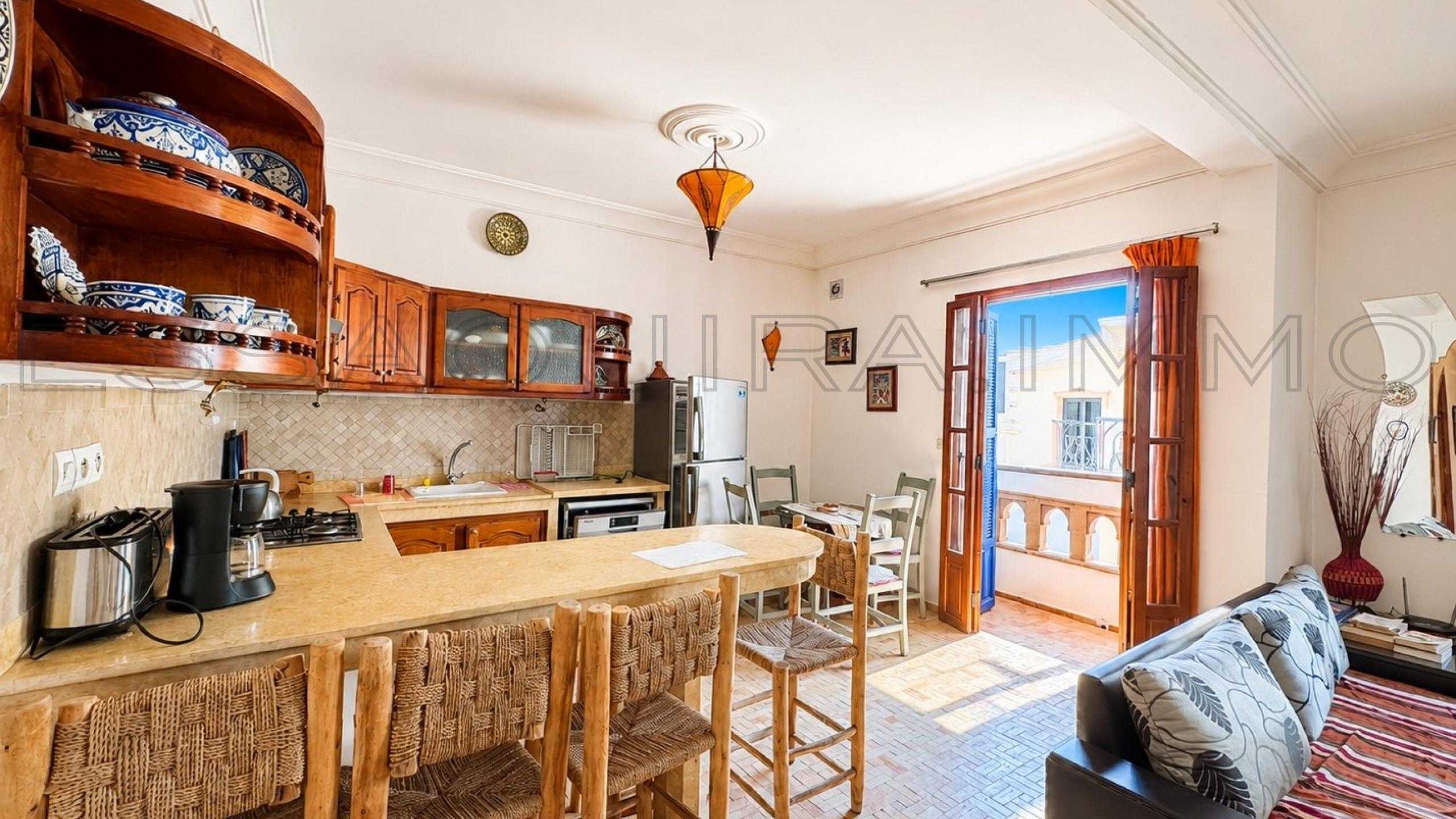 appartement avec 2 chambres et 1 salle de bain