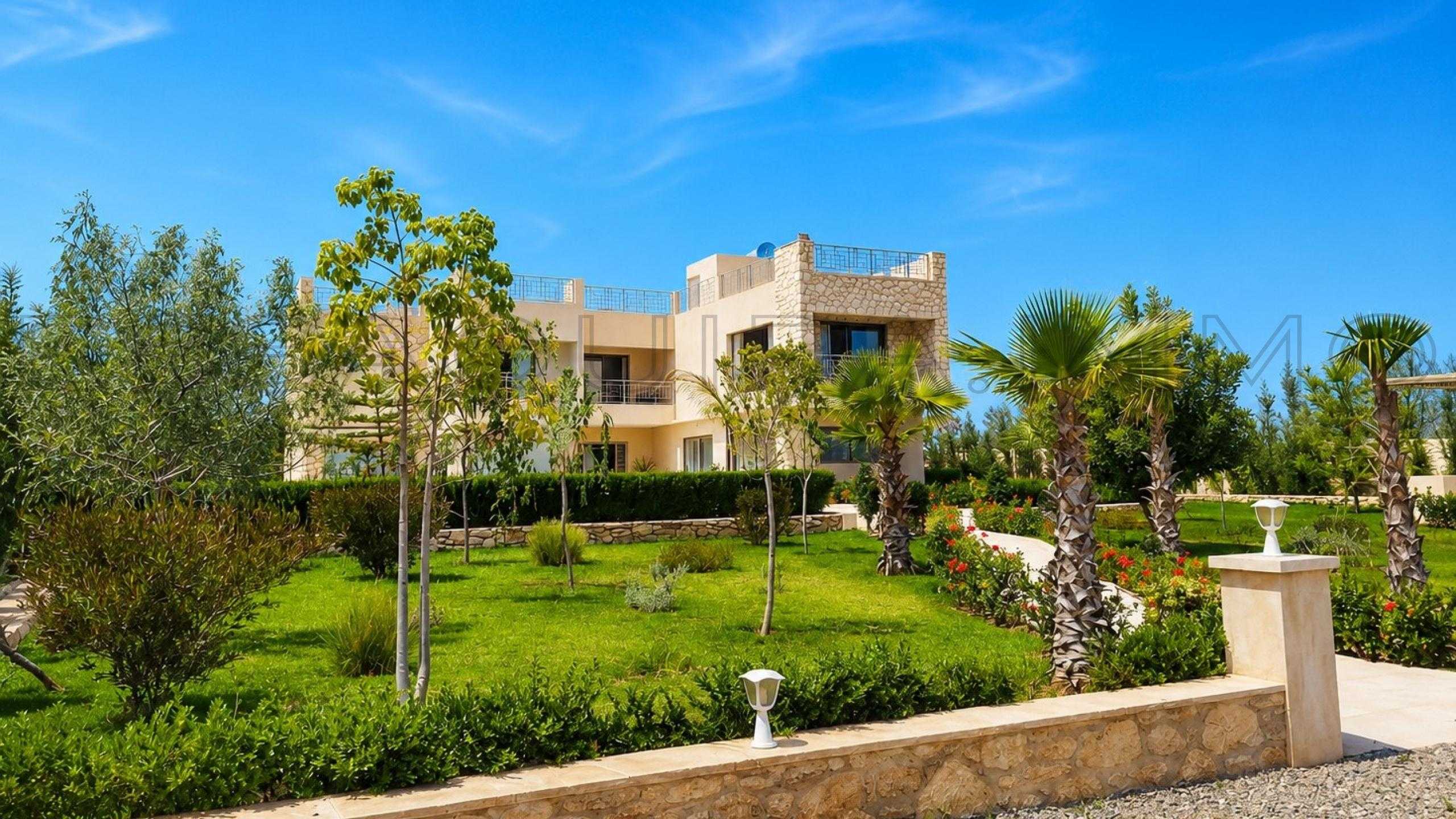 villa avec terrasse