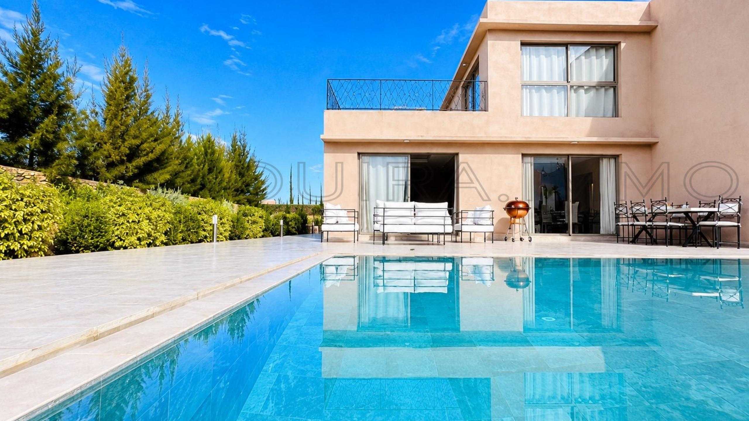 villa à 380 000€