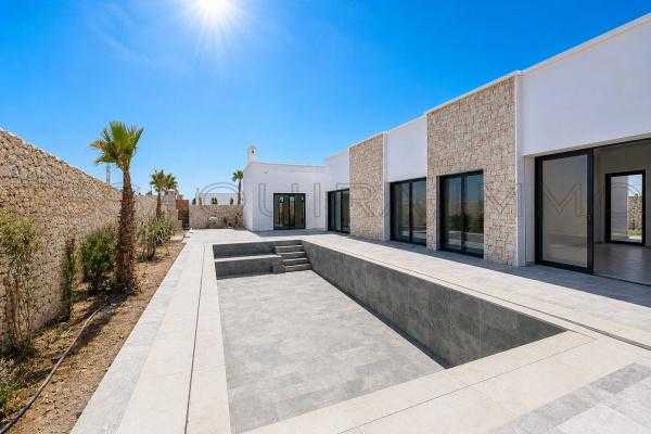 Villa contemporaine neuve - Zone urbaine 