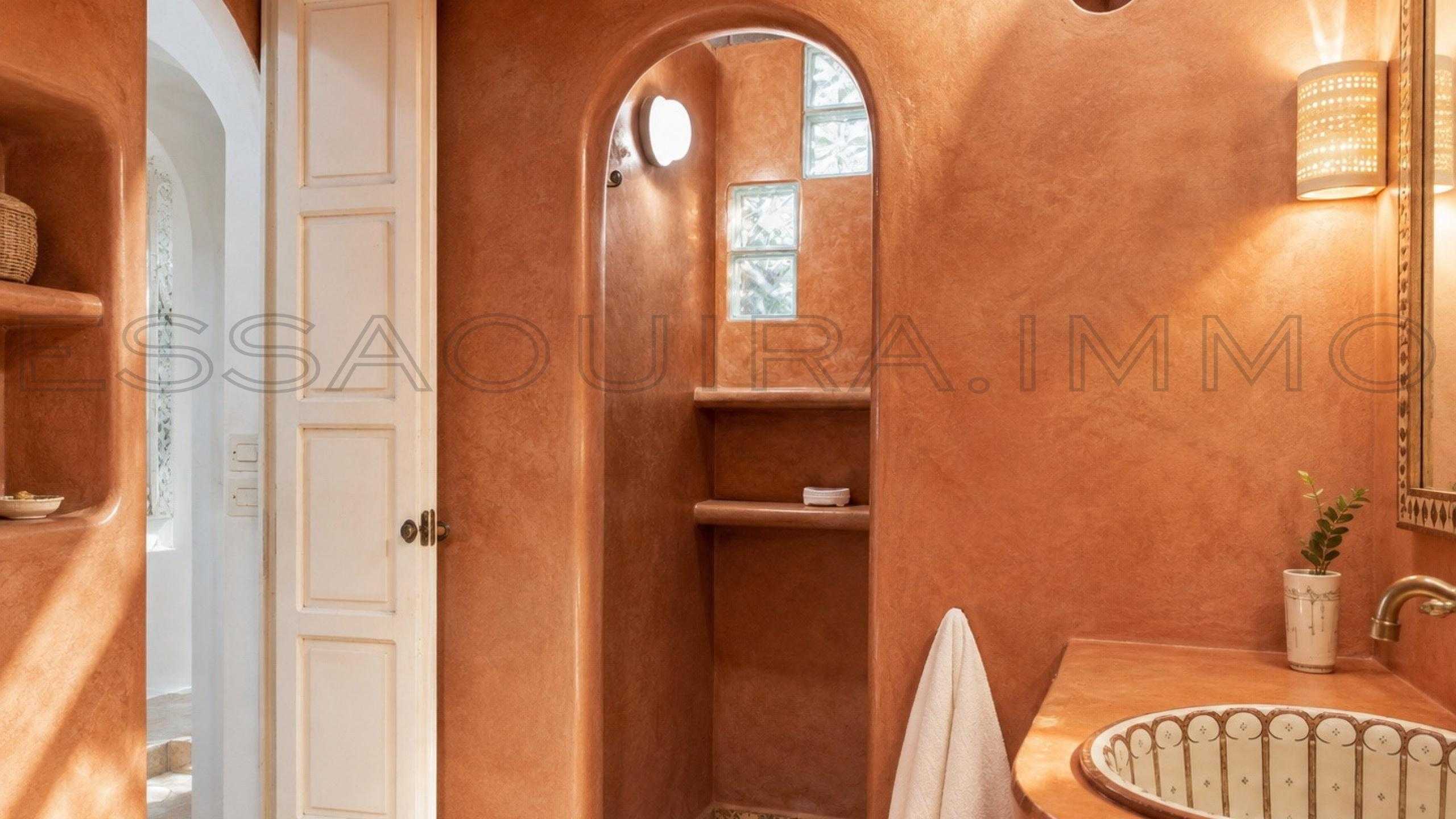 riad avec douche