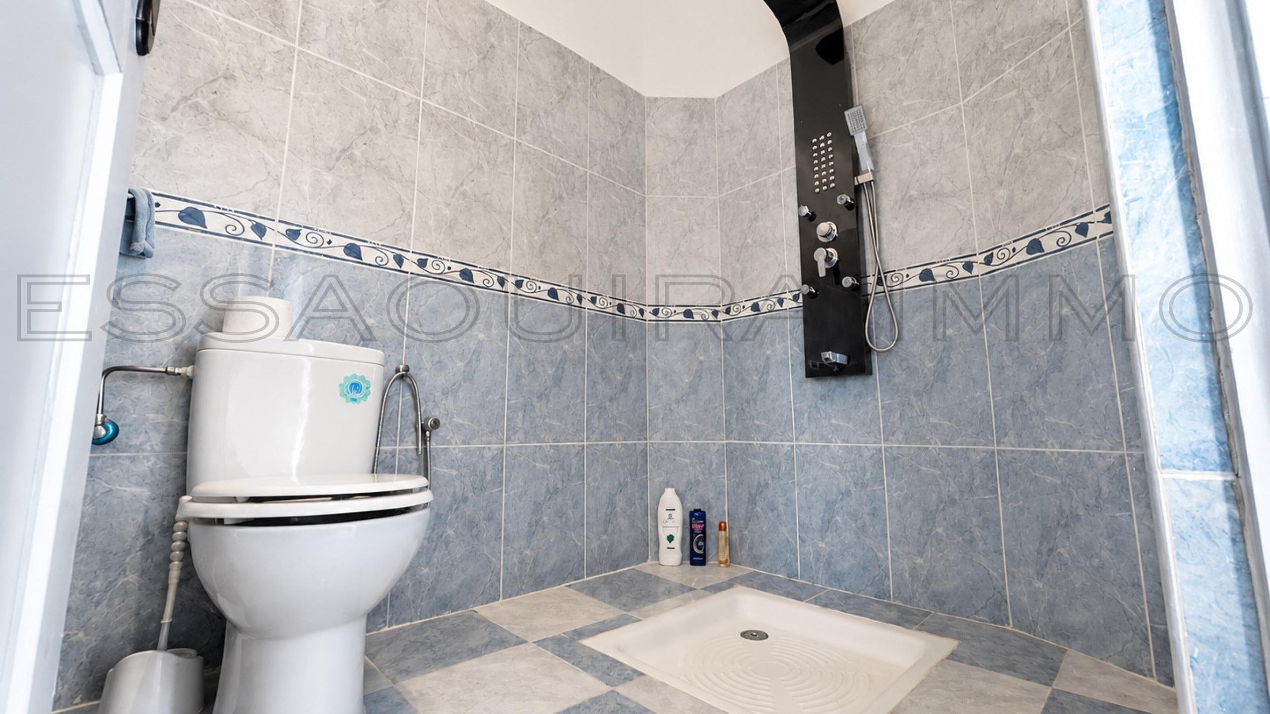 appartement avec réfrigérateur