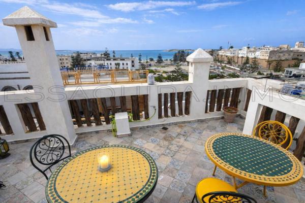 Magnifique Riad contemporain en Médina – Terrasse vue mer panoramique