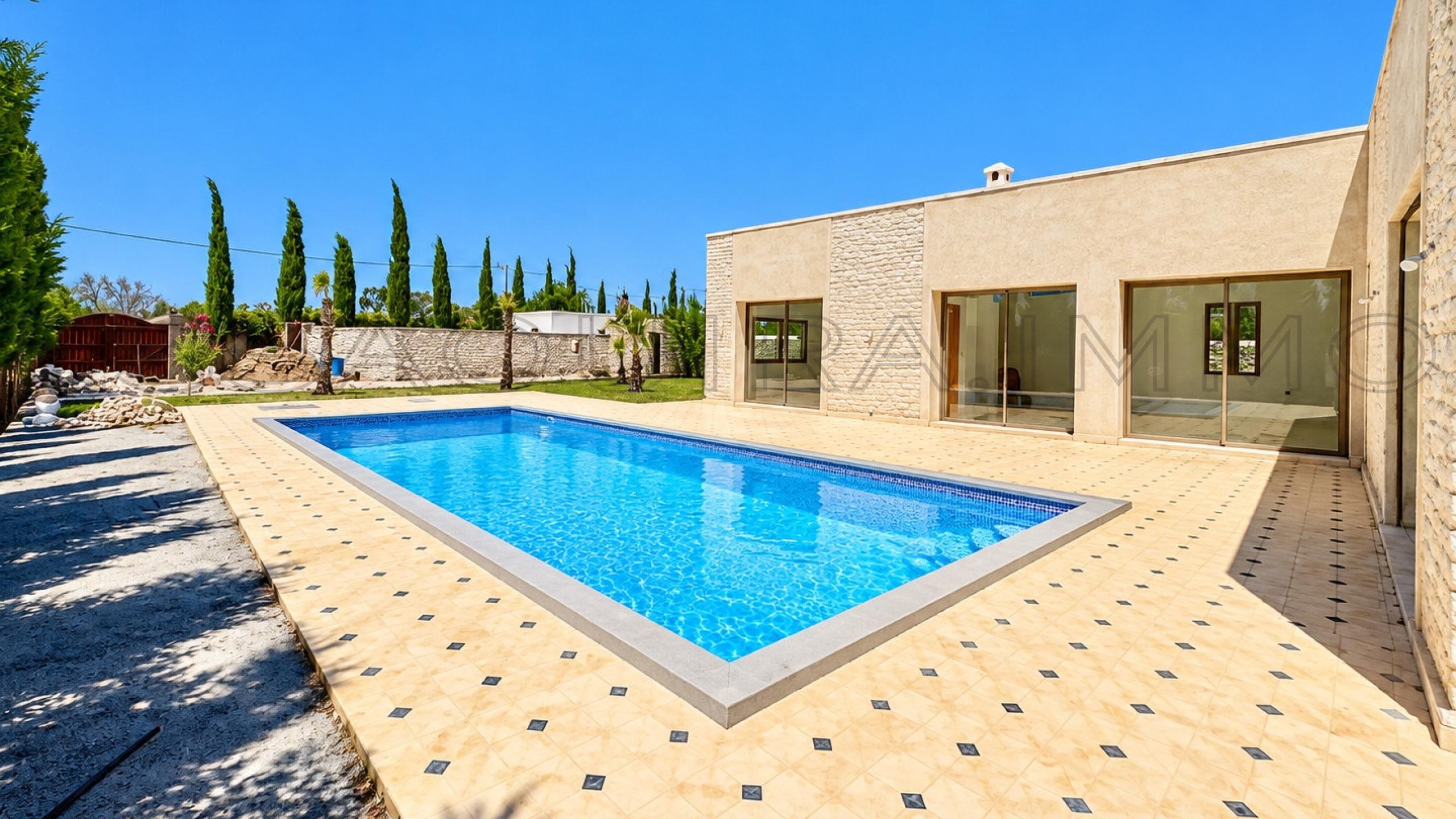 villa à 14 000dhs /mois