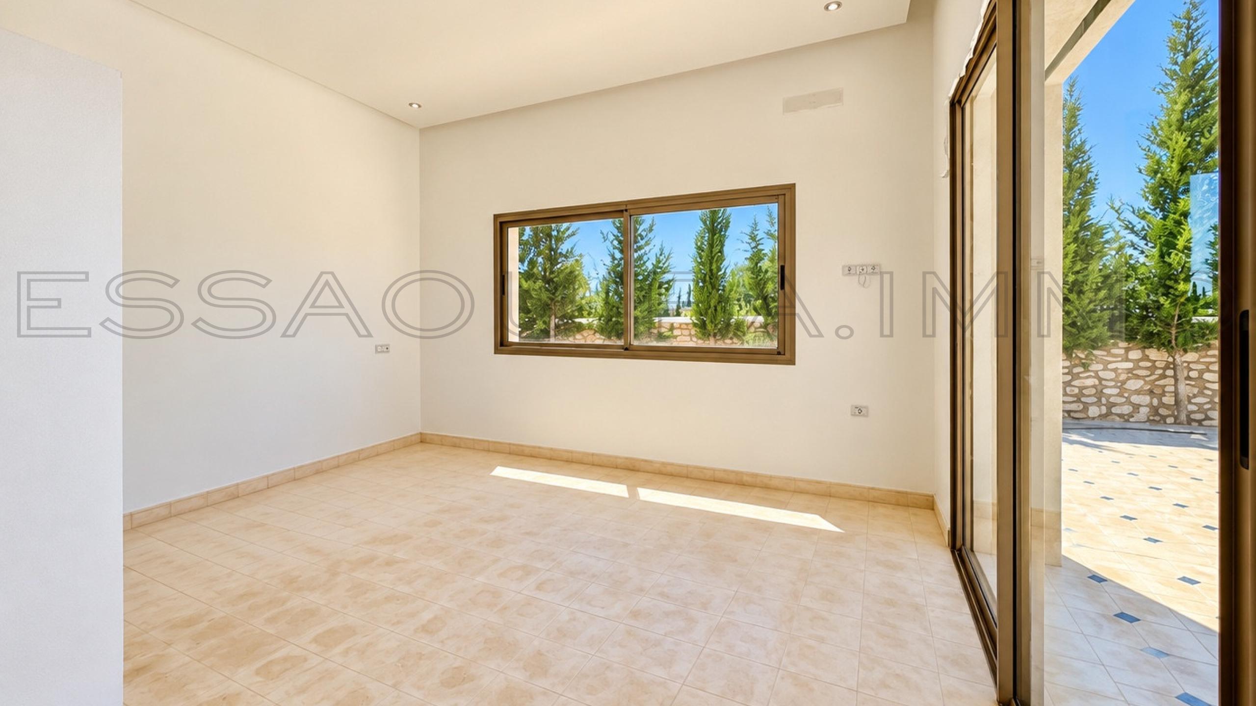 villa avec 2 chambres et 2 salles de bain