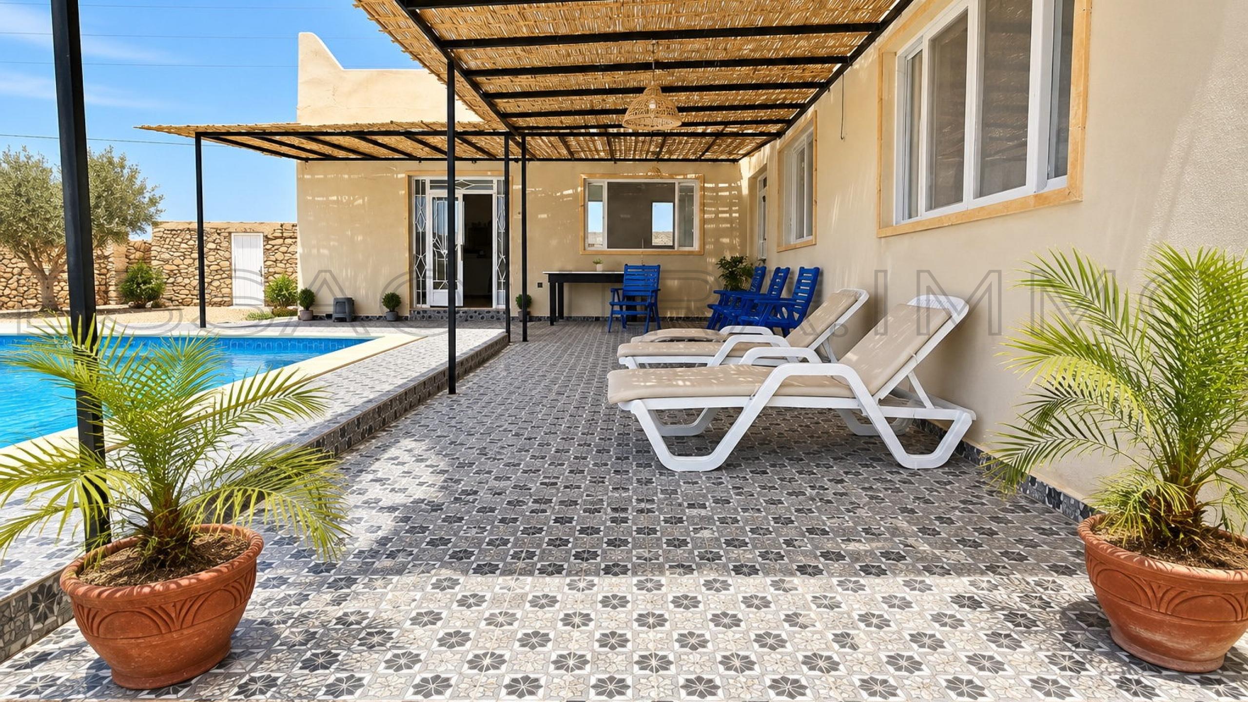 villa référence 2693