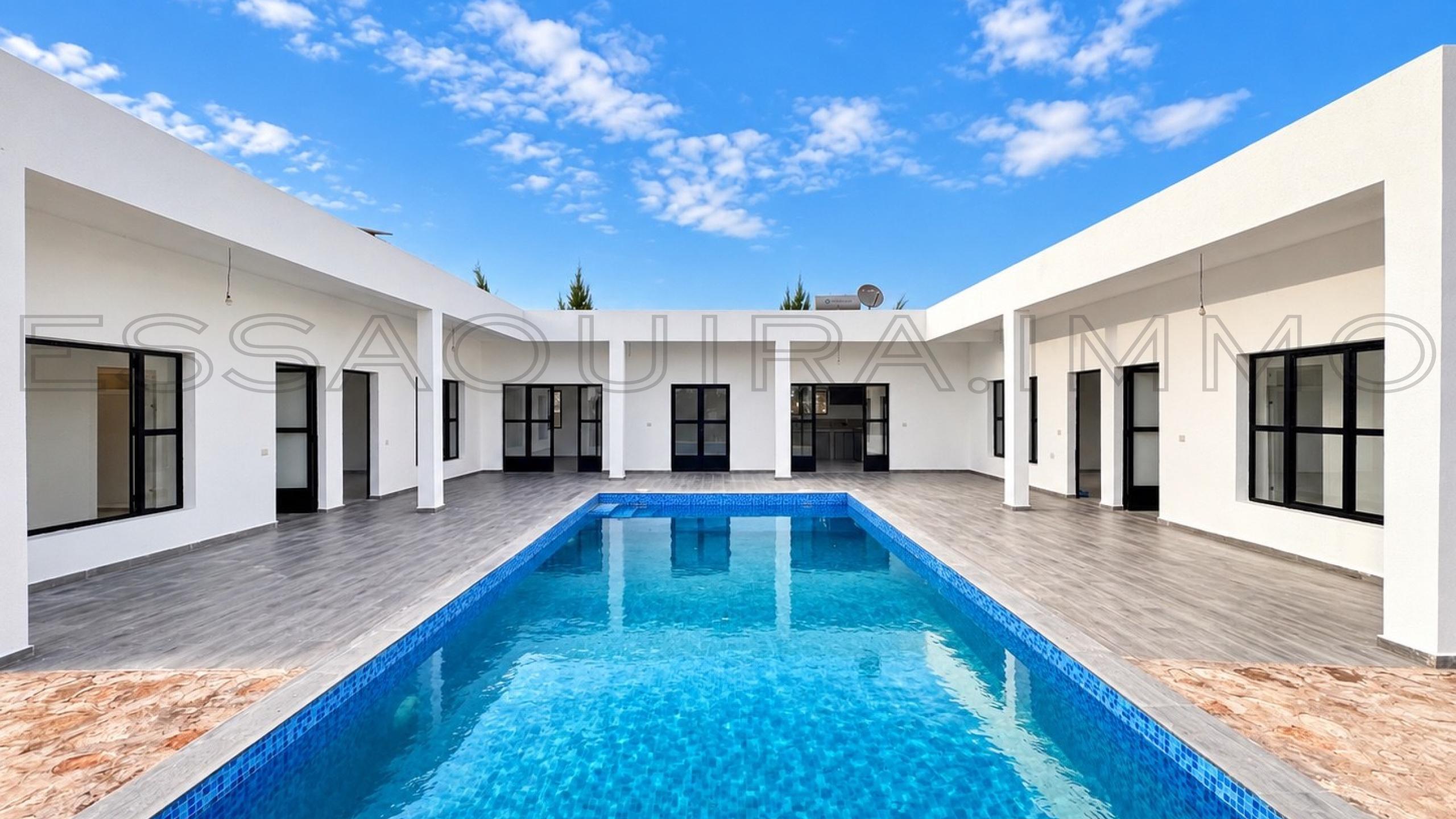 villa à 15 000dhs /mois