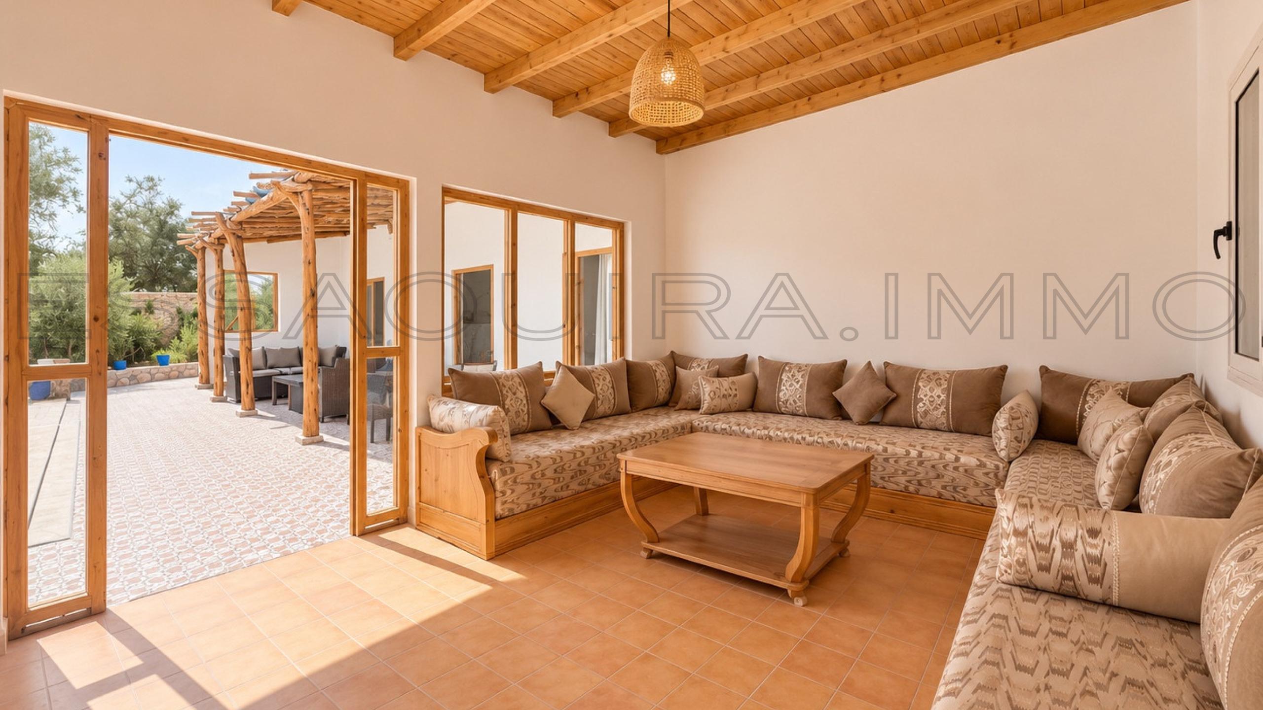 villa de 140 m&sup2; sur un terrain de 1,200 m&sup2;