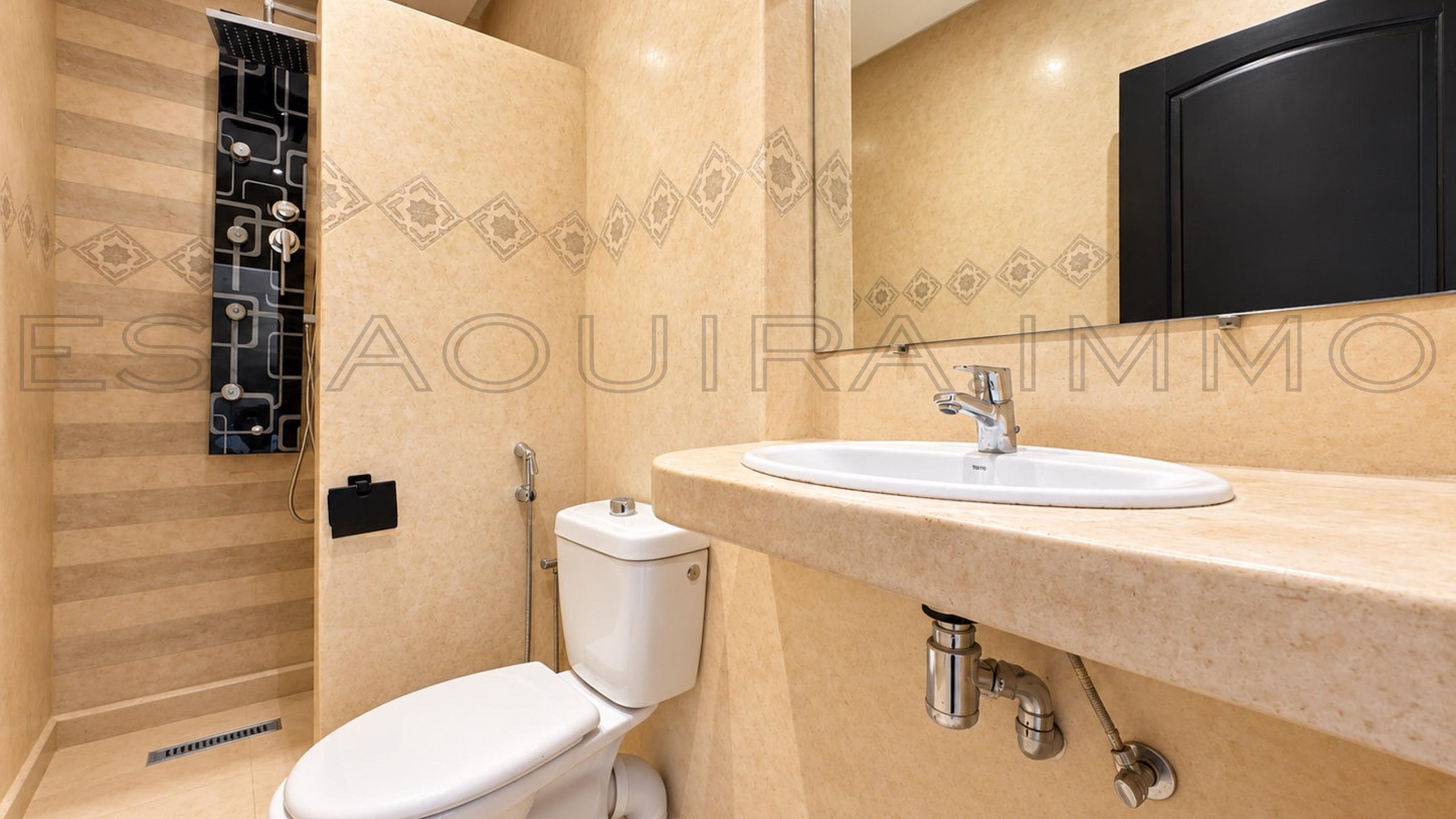 appartement avec réfrigérateur