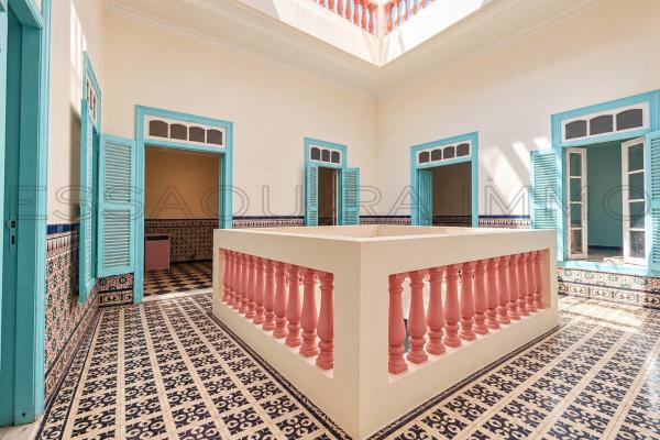 Riad authentique à rénover avec terrasse – Médina 