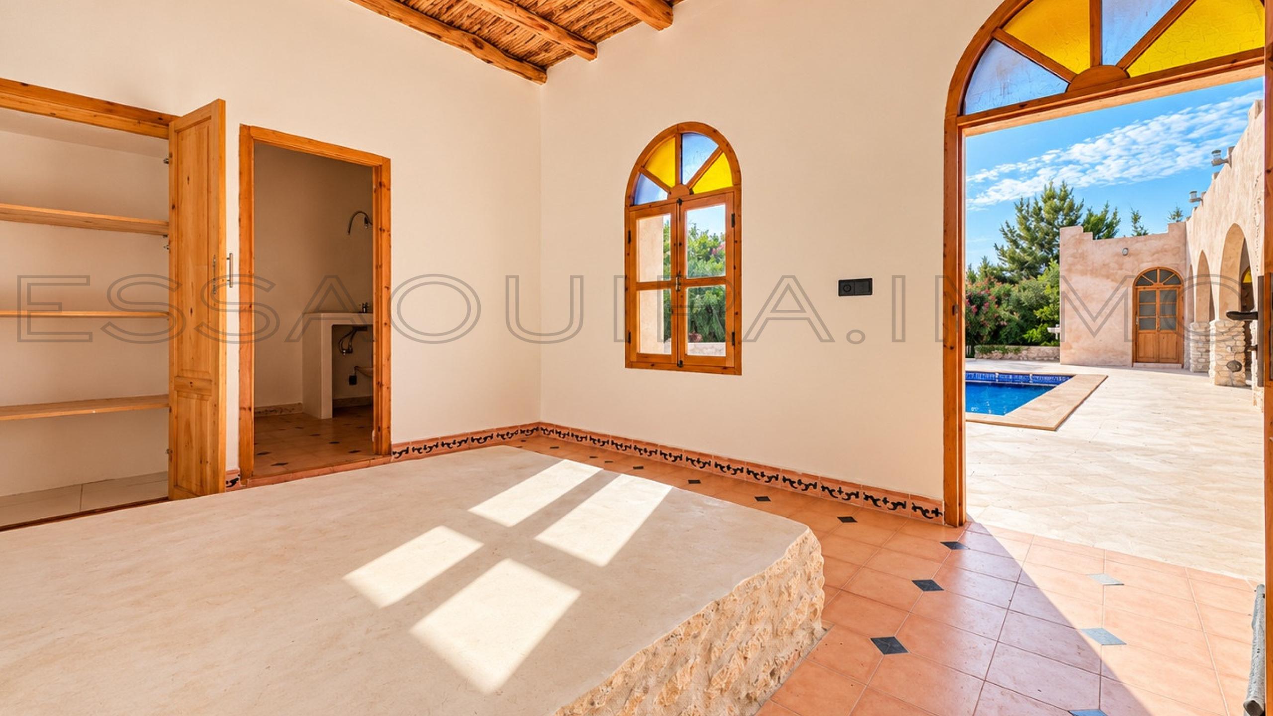 villa avec 3 chambres et 3 salles de bain