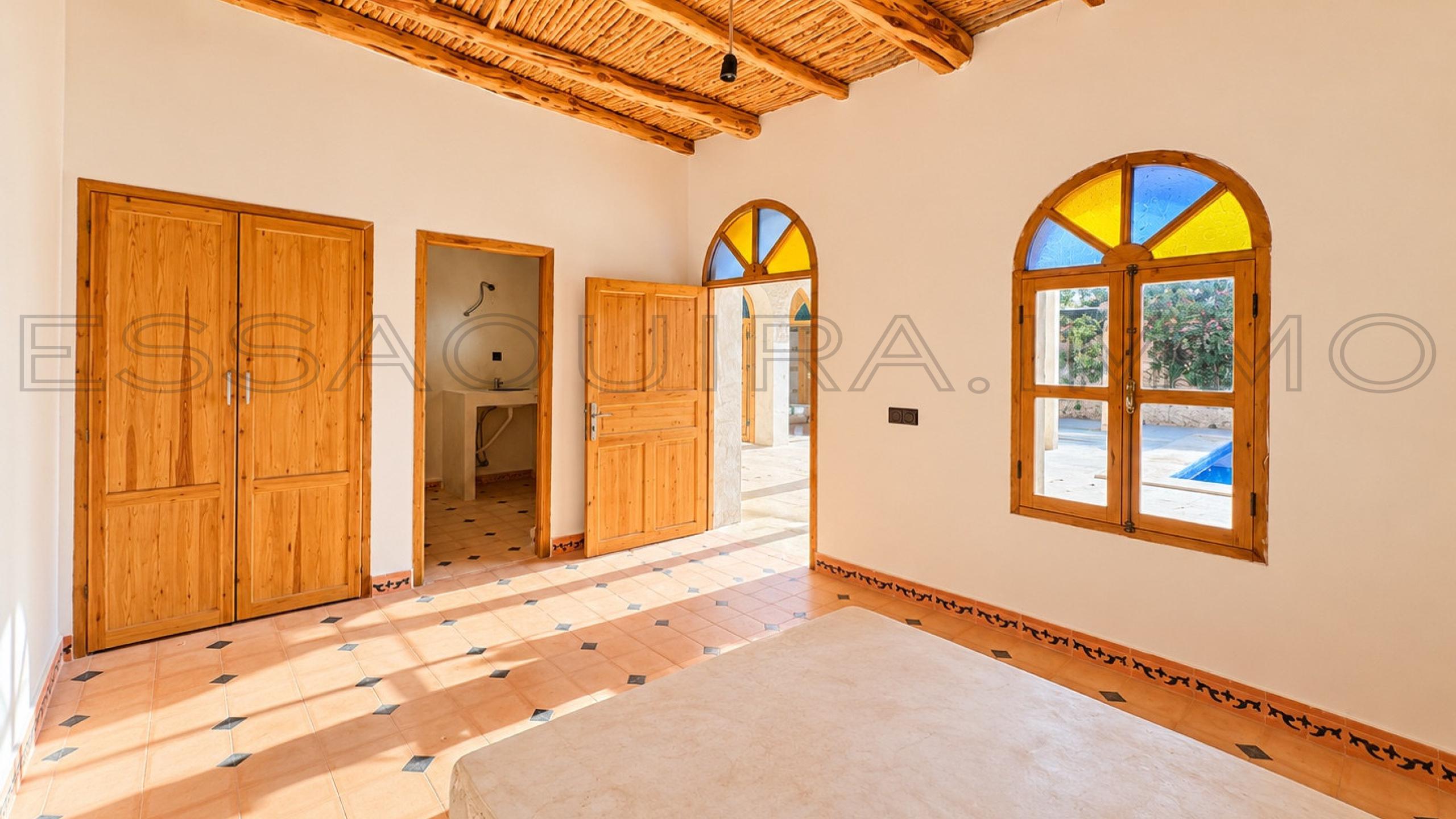 villa avec terrasse