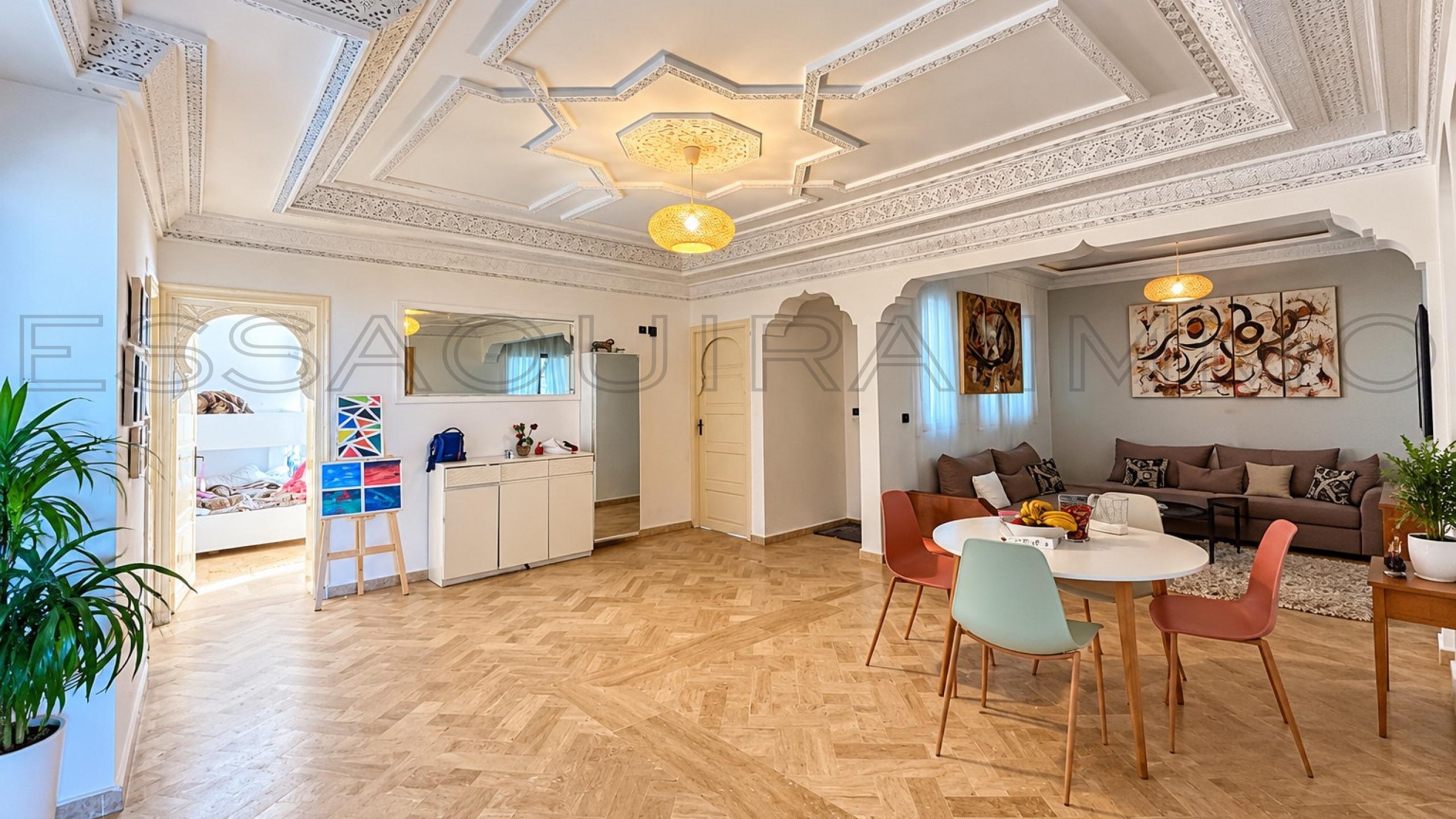 appartement avec 3 chambres et 1 salle de bain
