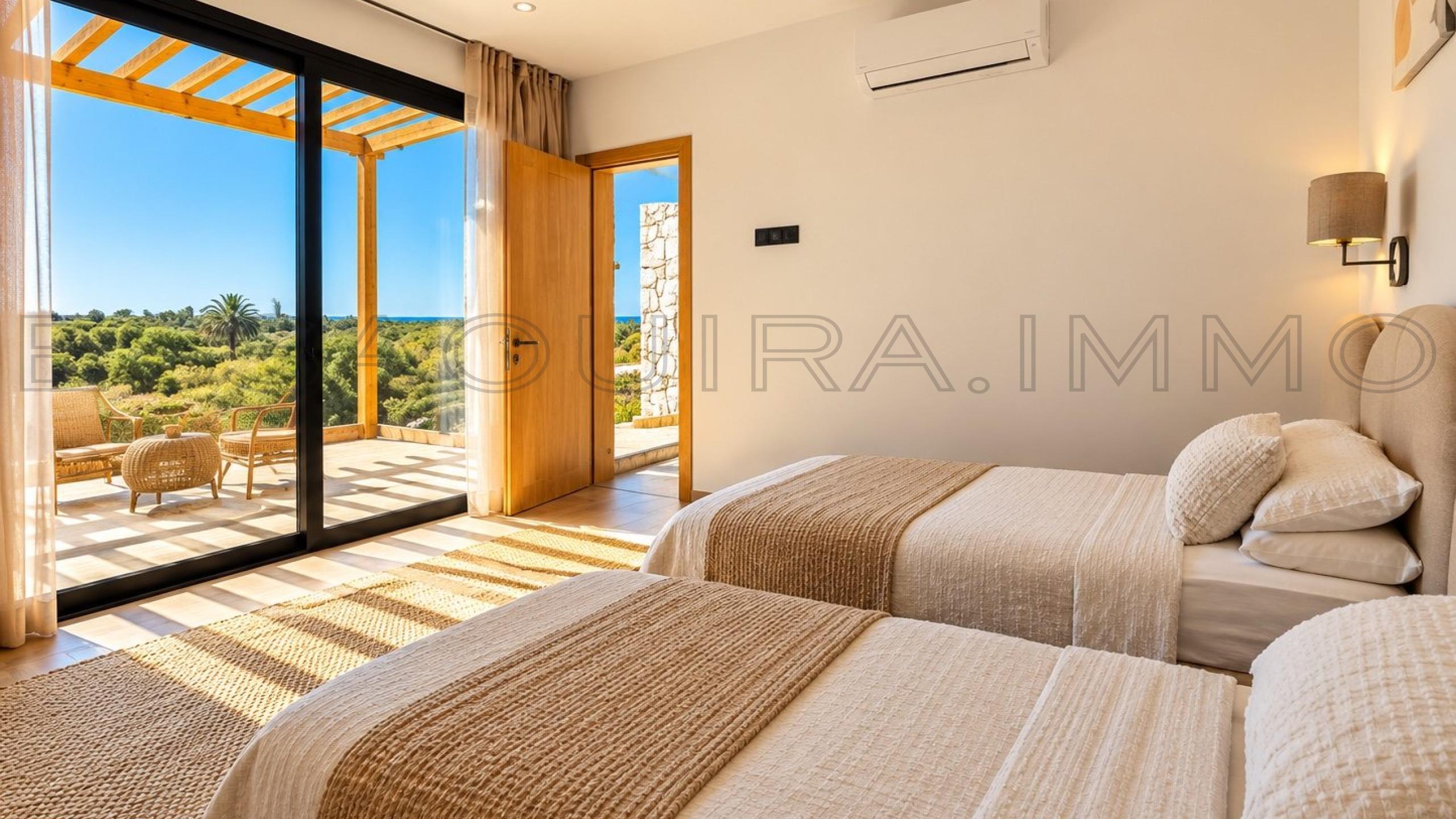 villa avec balcon