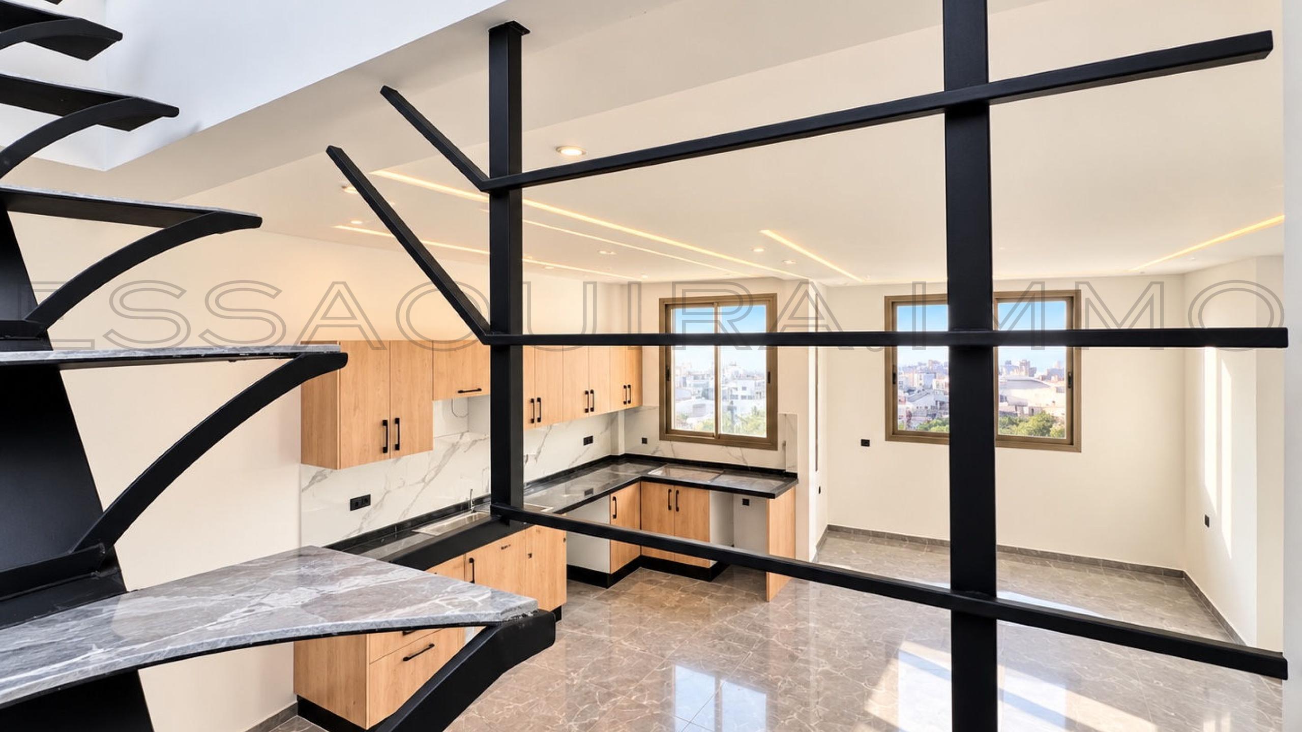 appartement avec 2 chambres et 2 salles de bain