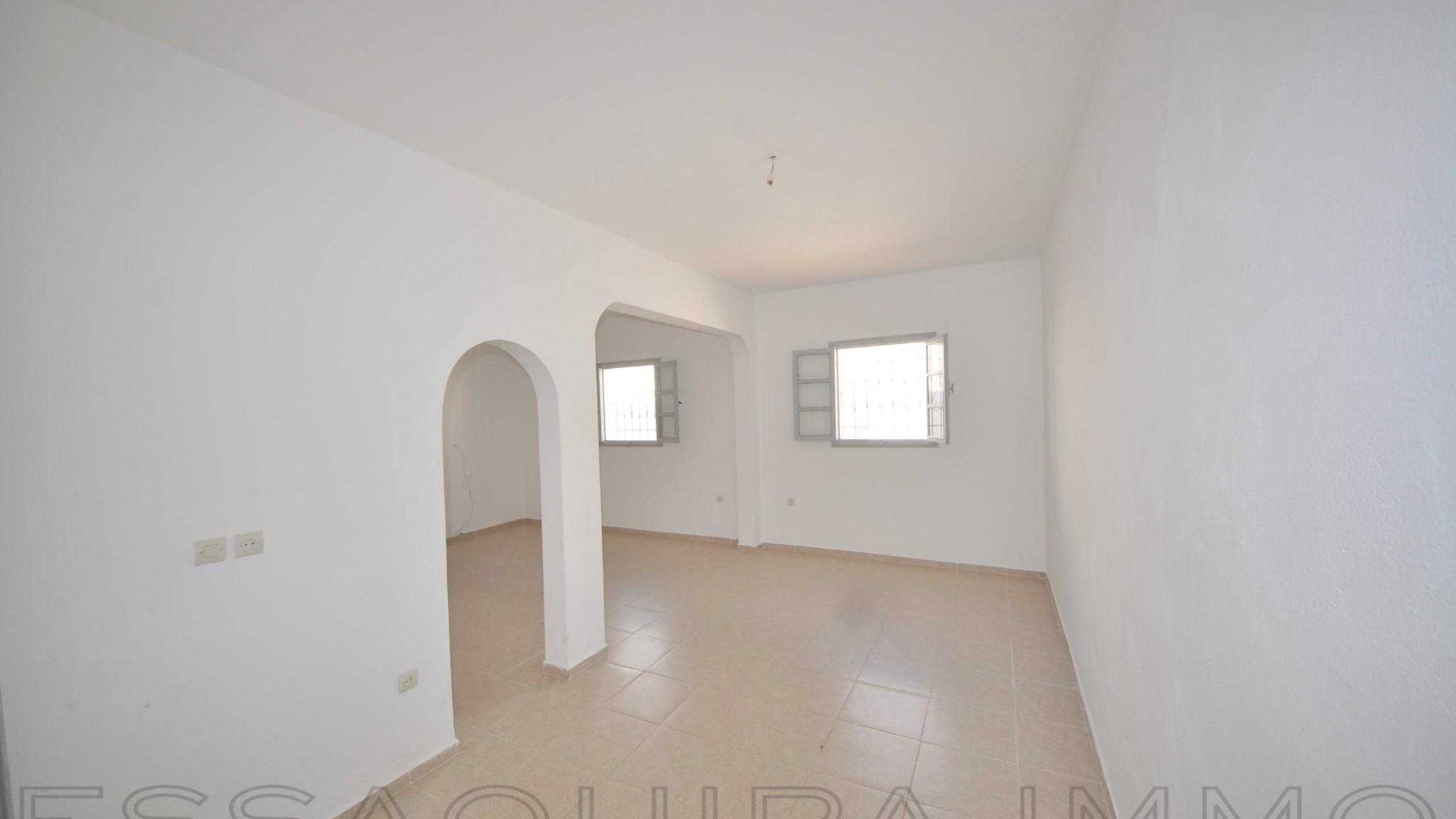maison avec 3 chambres et 2 salles de bain