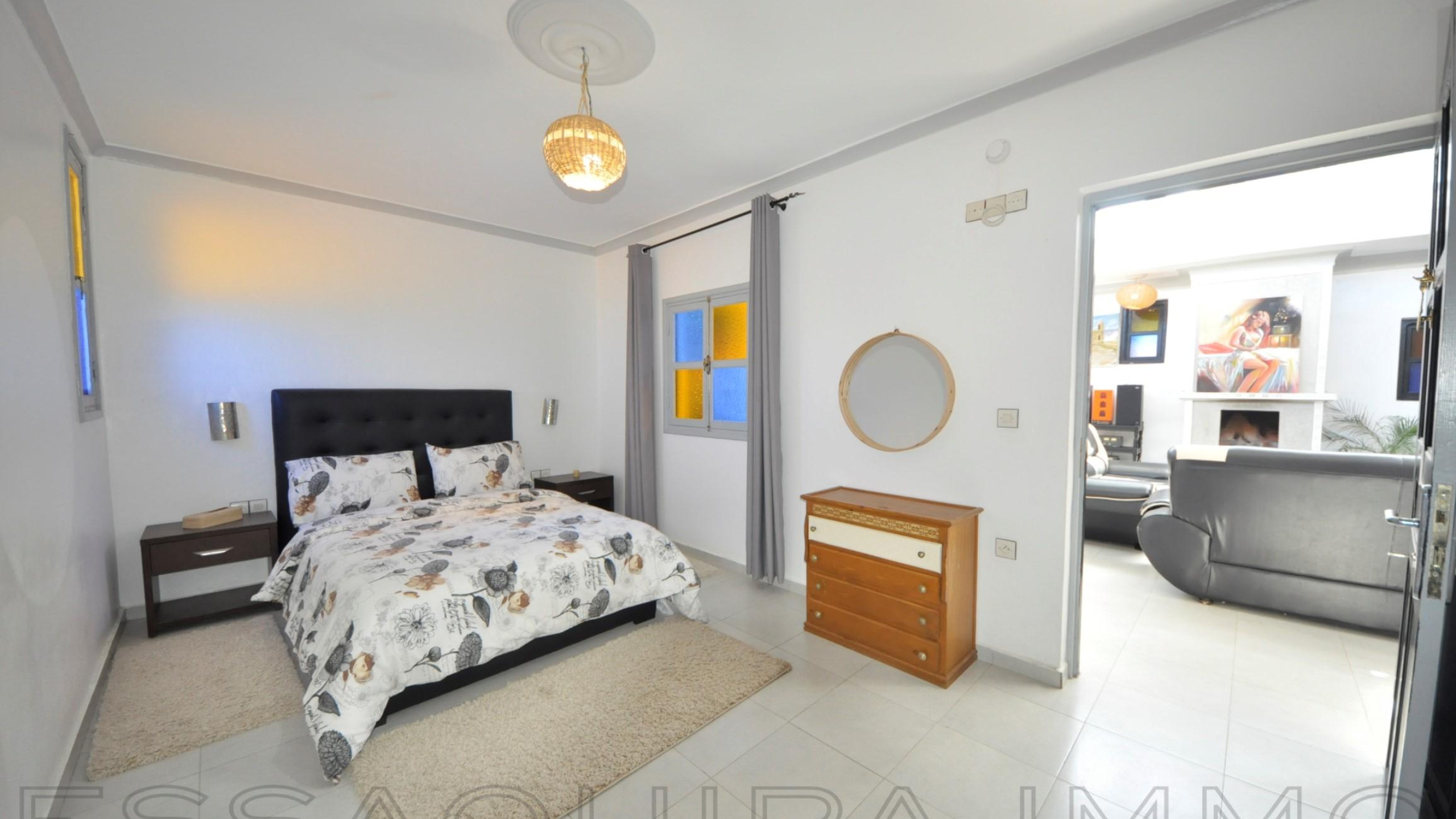 maison d'hôtes avec 8 chambres et 8 salles de bain