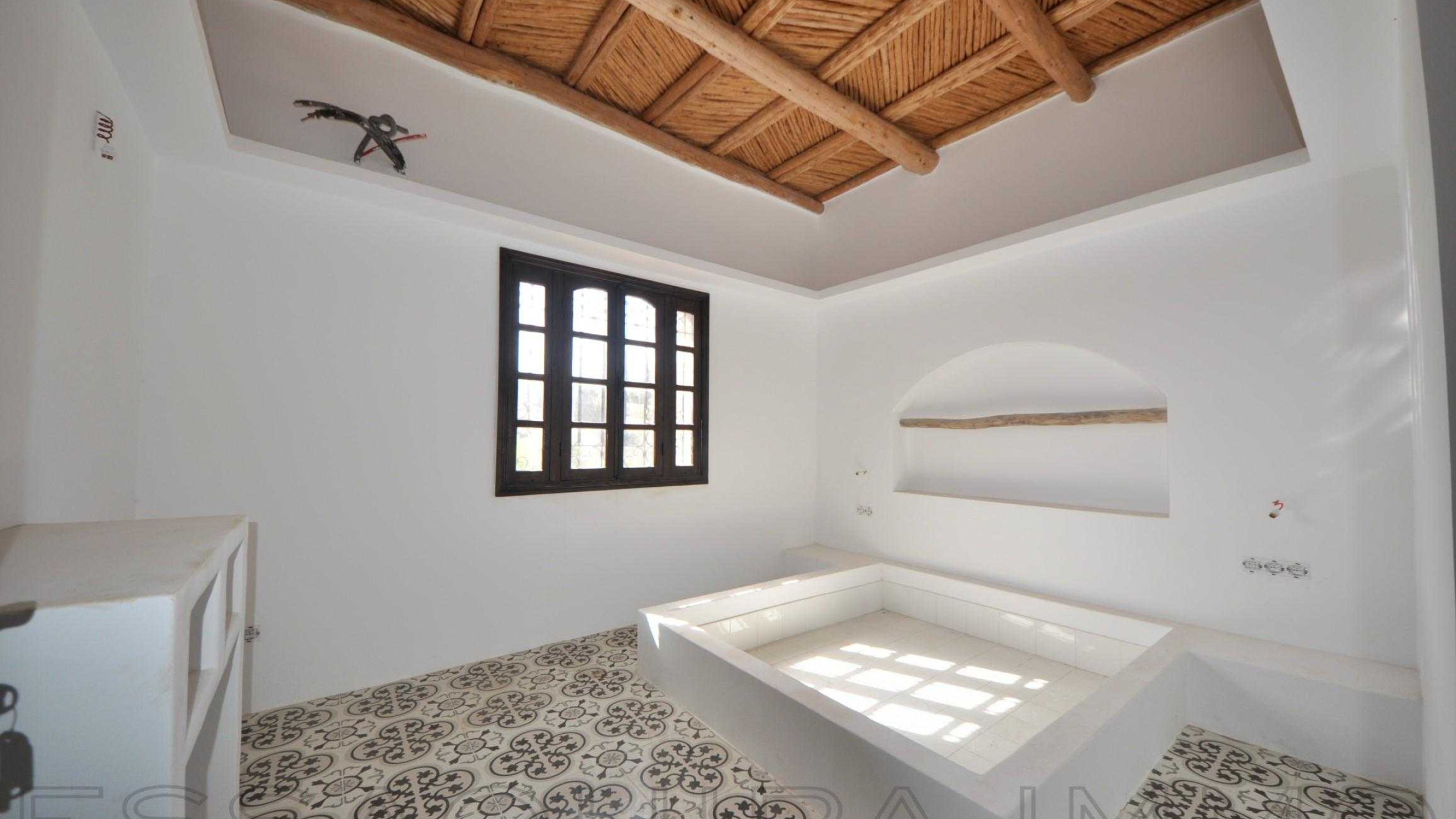 maison d'hôtes de 840 m² sur un terrain de 11,560 m²