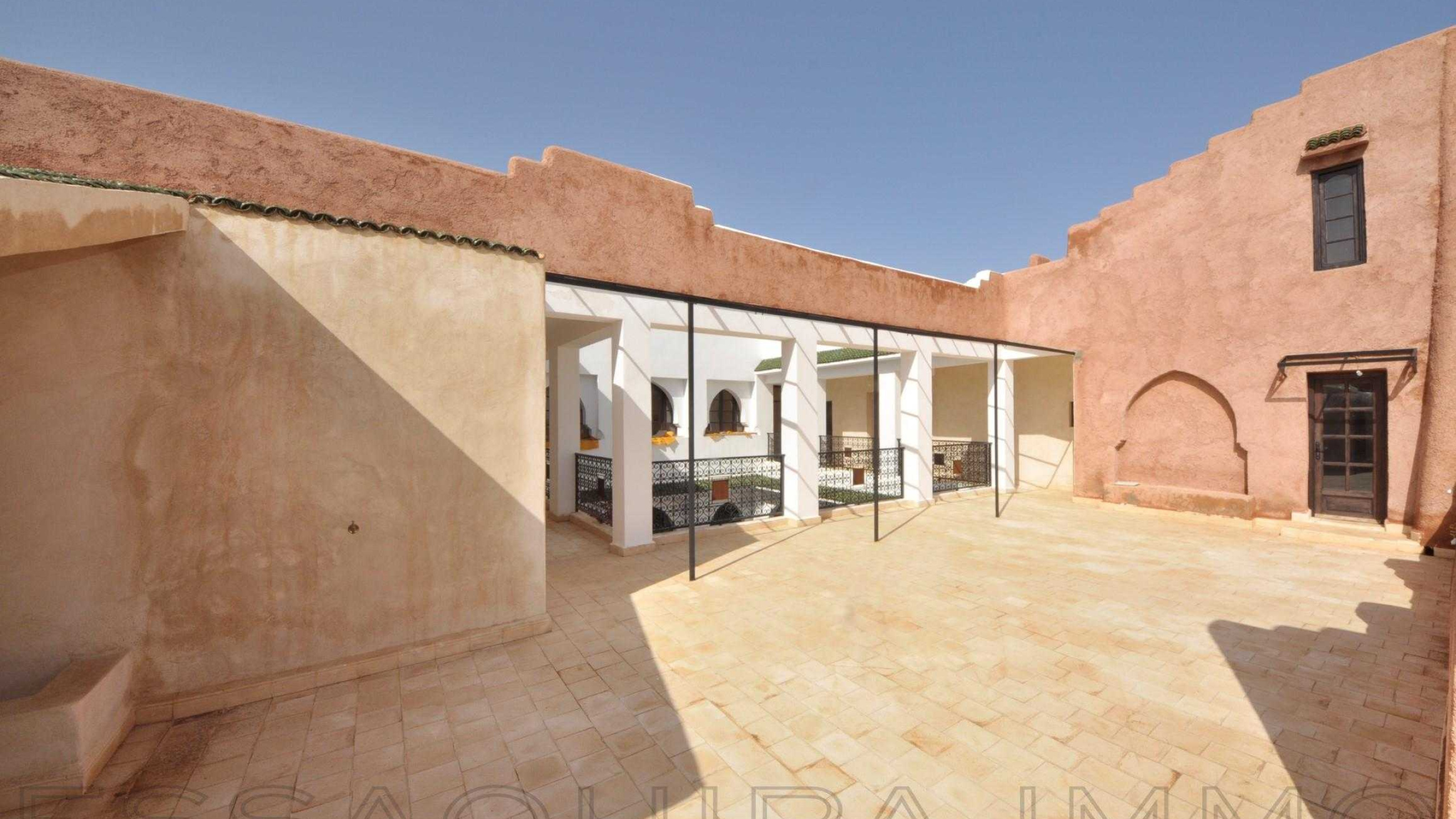 maison d'hôtes avec balcon