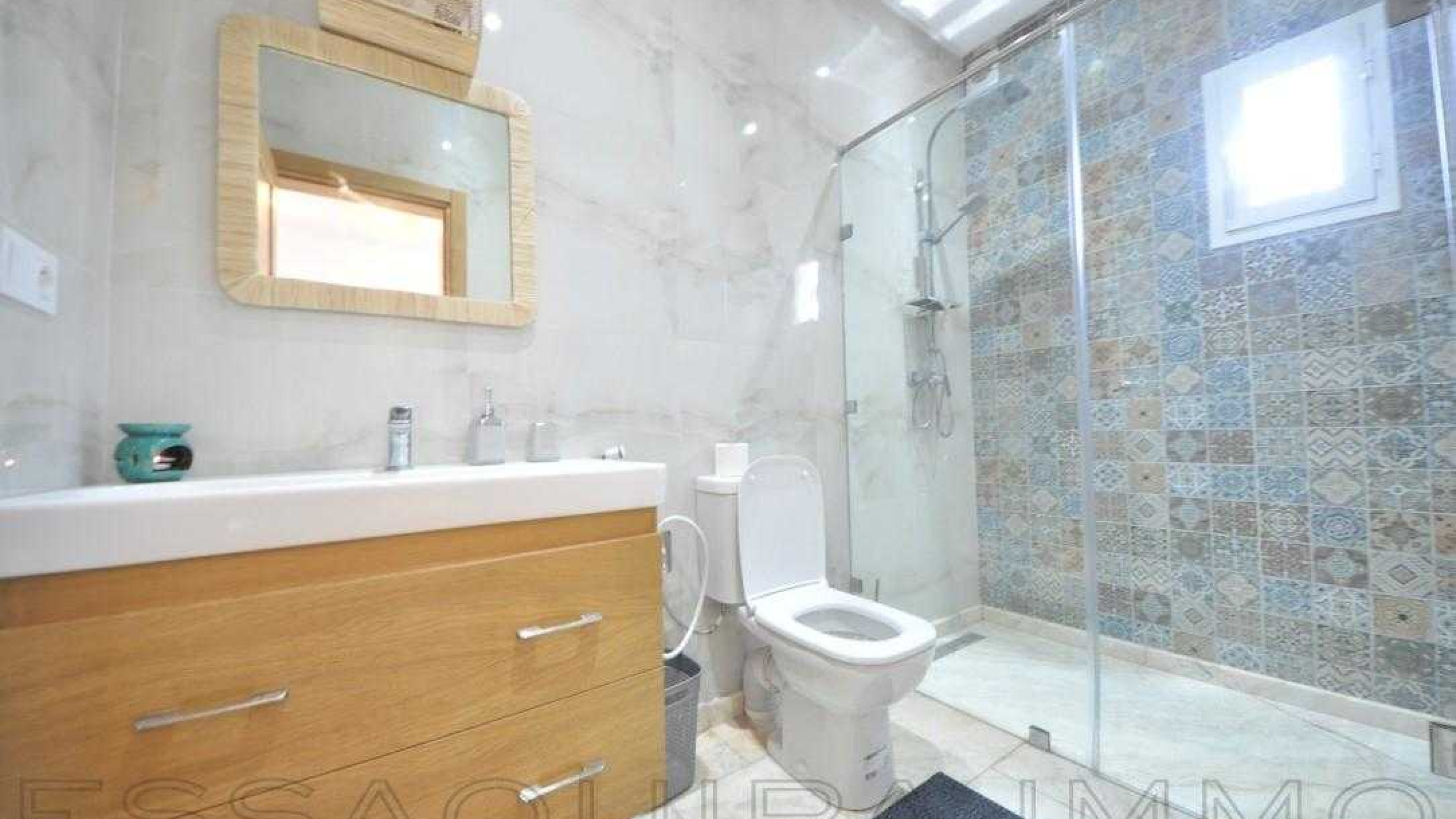 villa à 1 460€ /mois