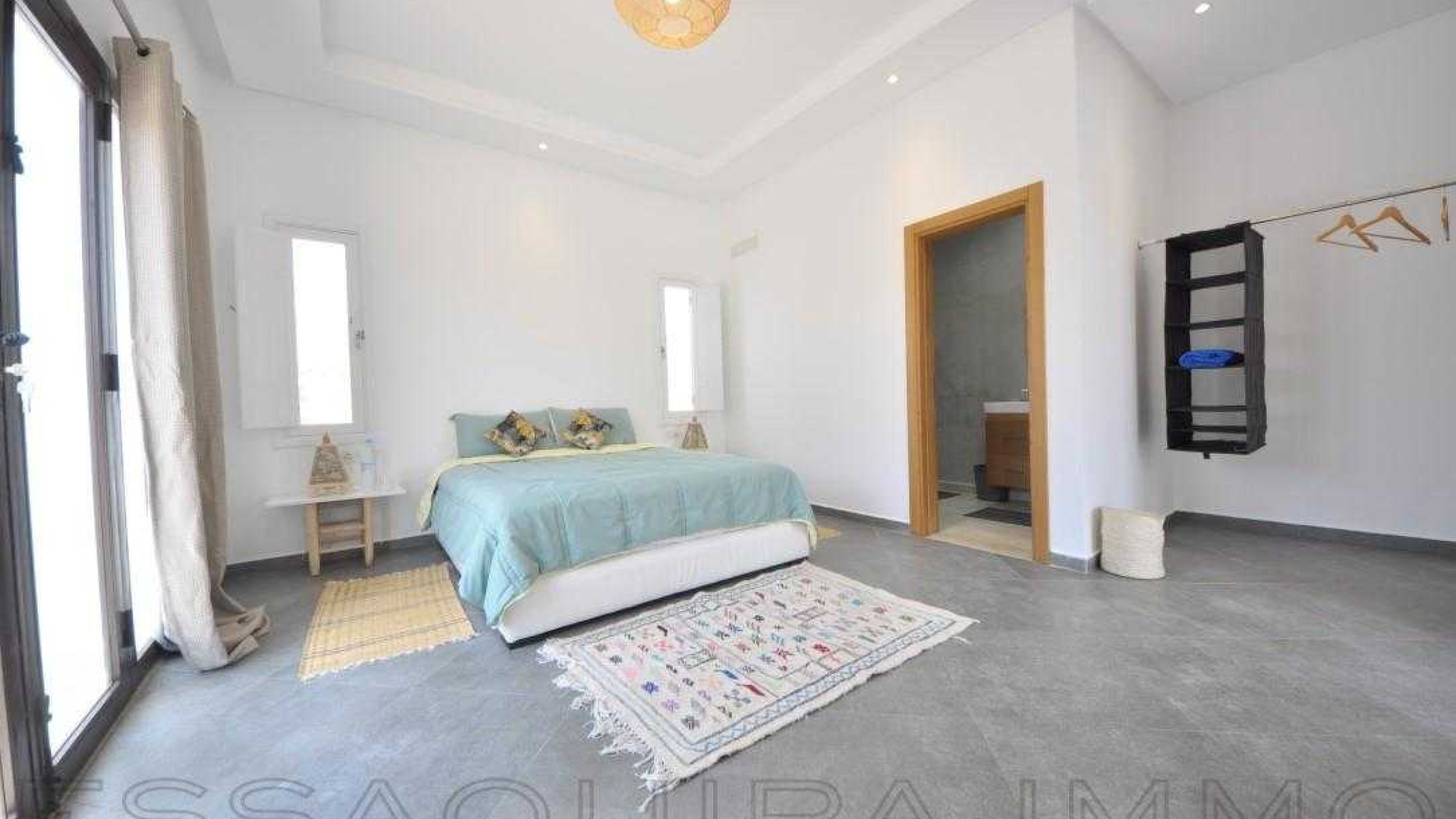 villa avec 3 chambres et 3 salles de bain