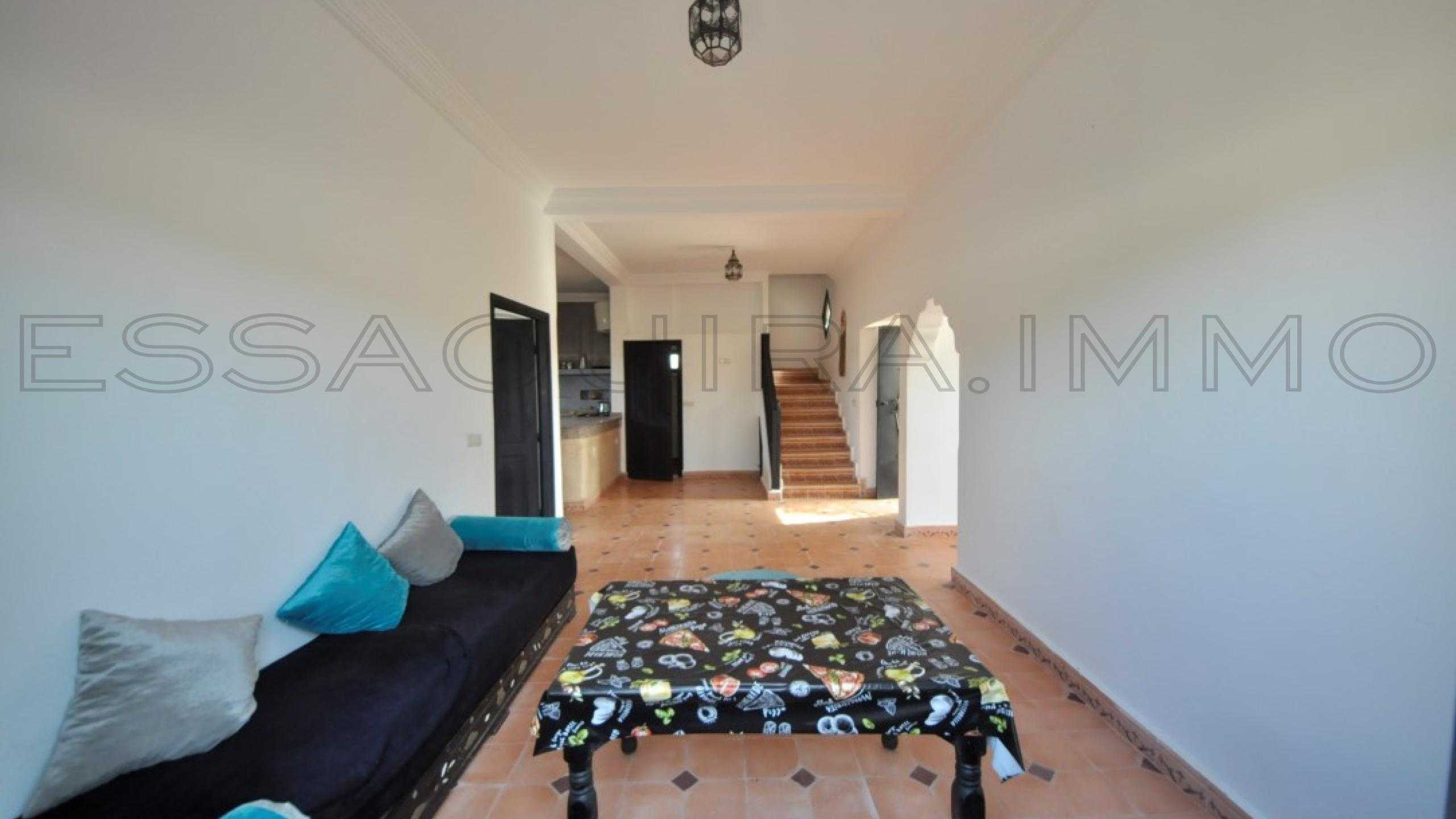 maison de 100 m² sur un terrain de 0 m²