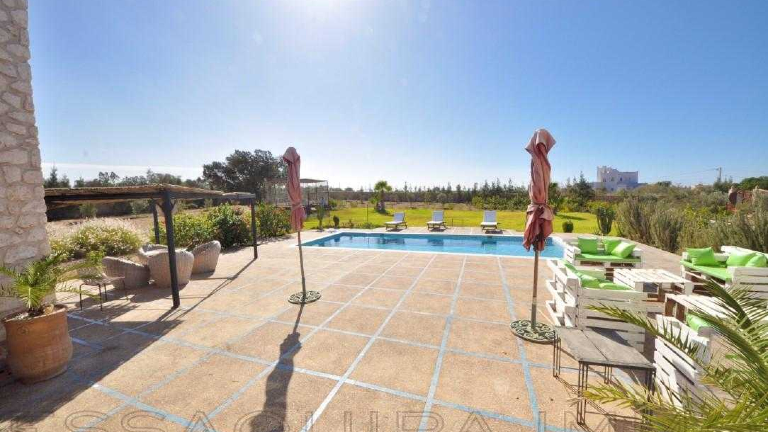 villa avec 4 chambres et 4 salles de bain