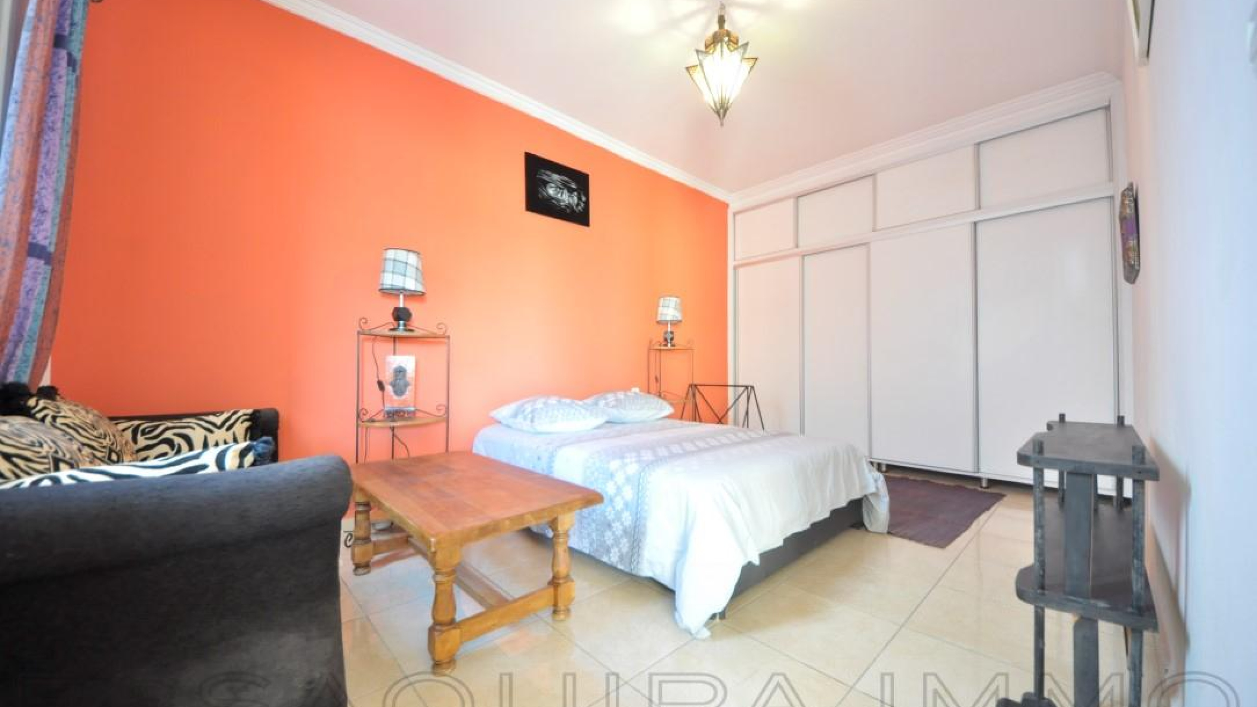 appartement avec 2 chambres et 1 salle de bain