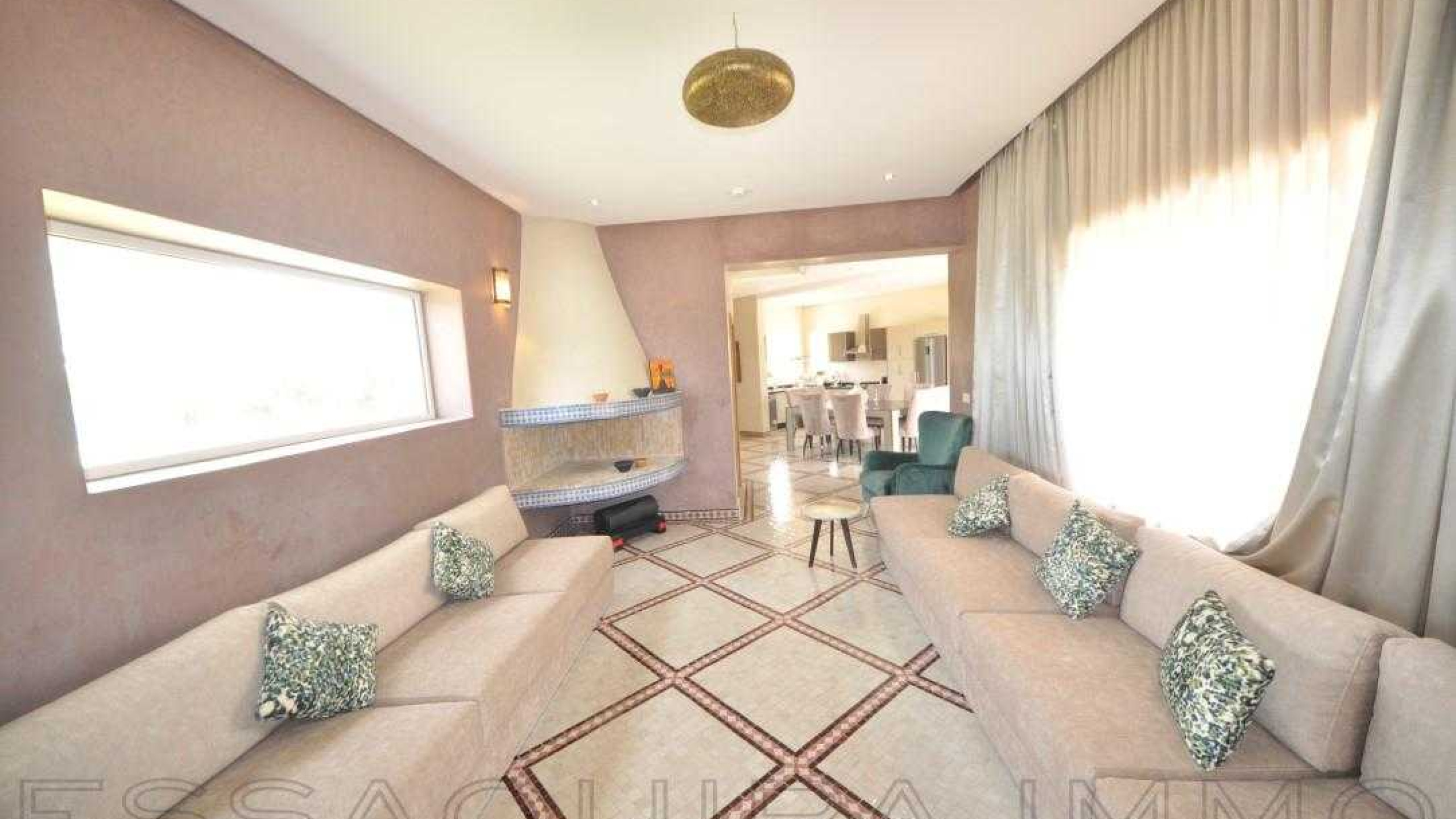 maison d'hôtes de 250 m² sur un terrain de 5,000 m²